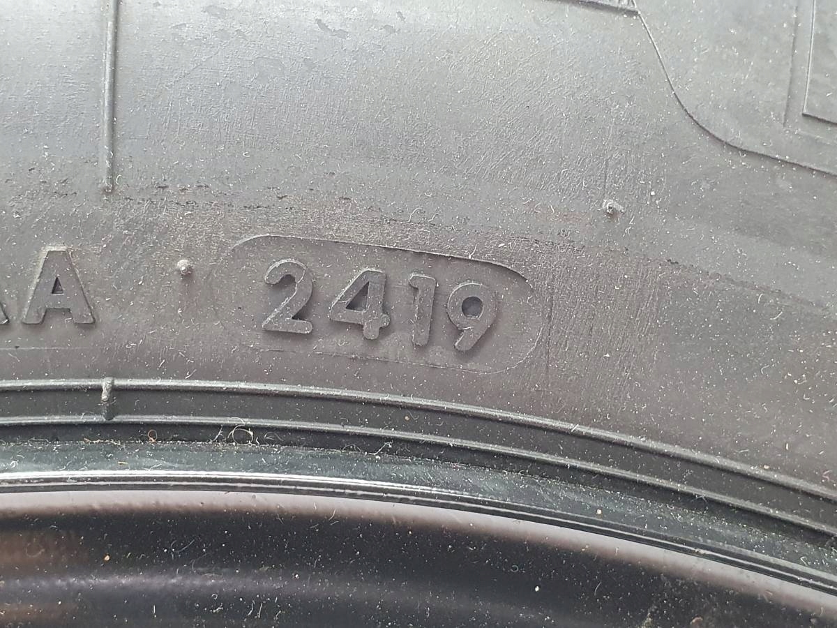 DOJAZDÓWKA KOŁO ZAPASOWE 4X100 DACIA SANDERO II 185 65 15 ET40 Liczba felg w ofercie 1 szt.