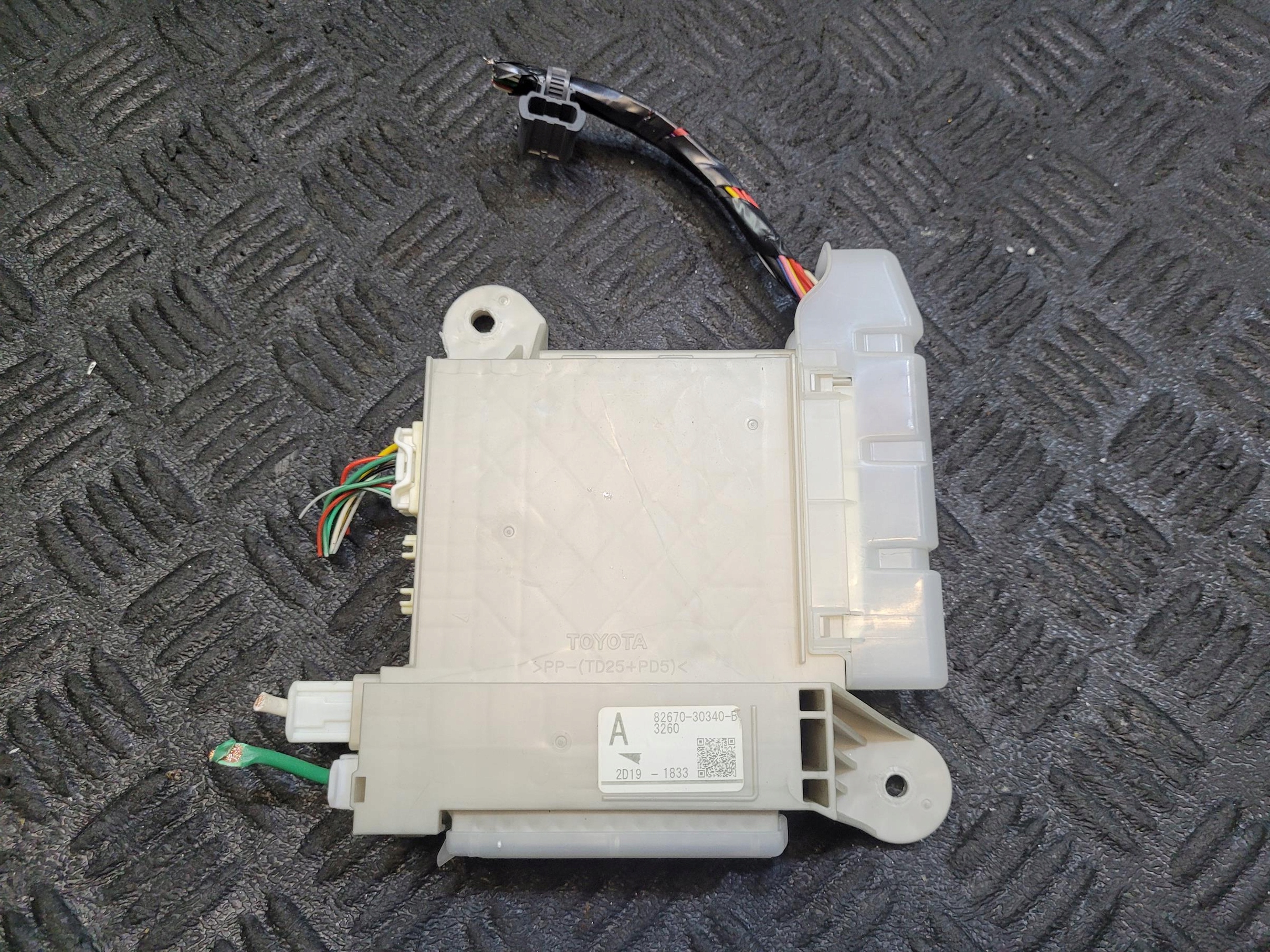 module control unit 82670-30340-B LEXUS GS 4 IV GS250 2.5 12