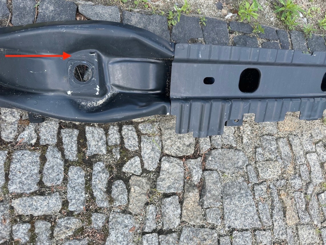 MERCEDES V-KLASA VITO 447 LIFT BELKA PRZEDNIA PRZÓD ORYGINAŁ 4476223700 Strona zabudowy przód