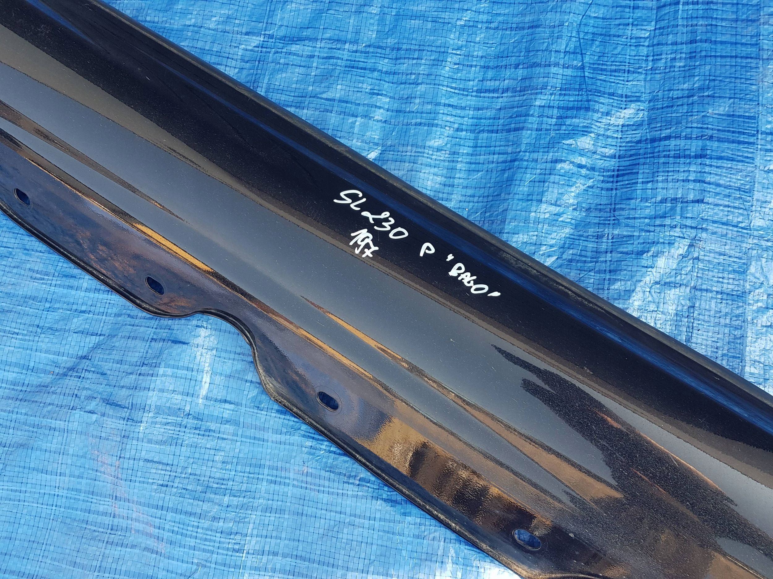 moulding threshold right MERCEDES SL R230 W230 C197 197