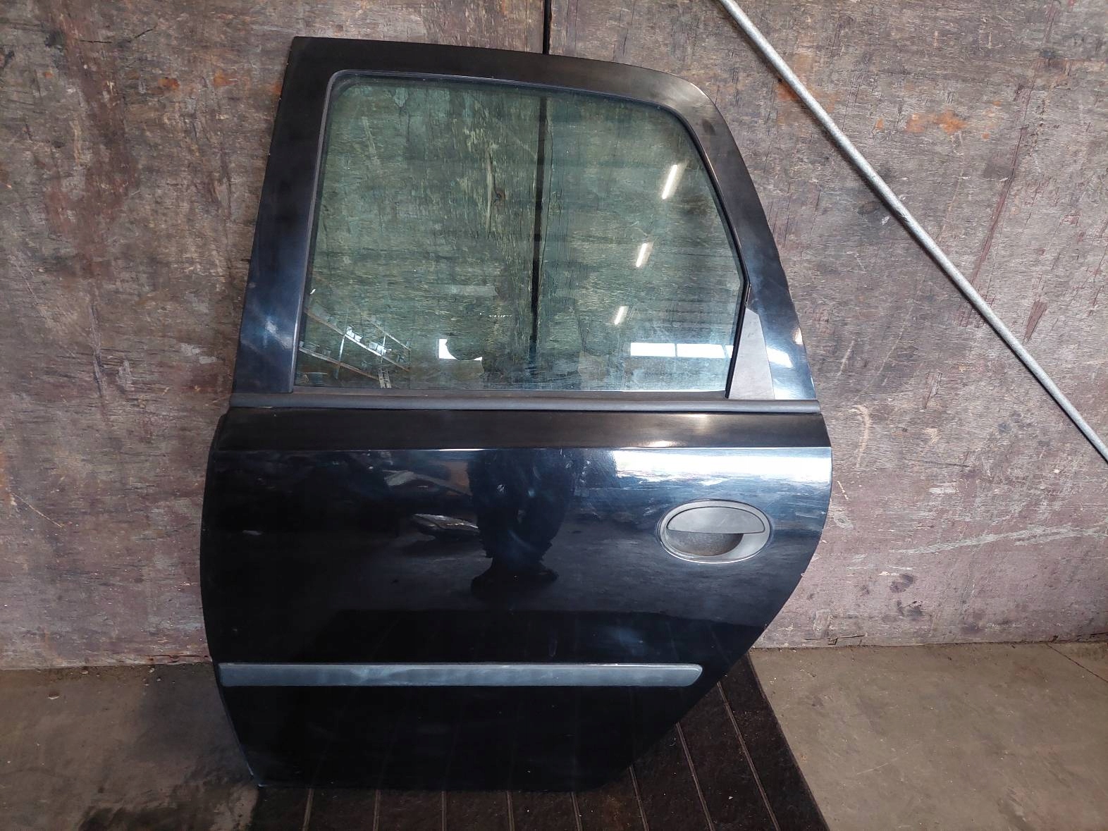 door complete left rear part OPEL MERIVA A black,