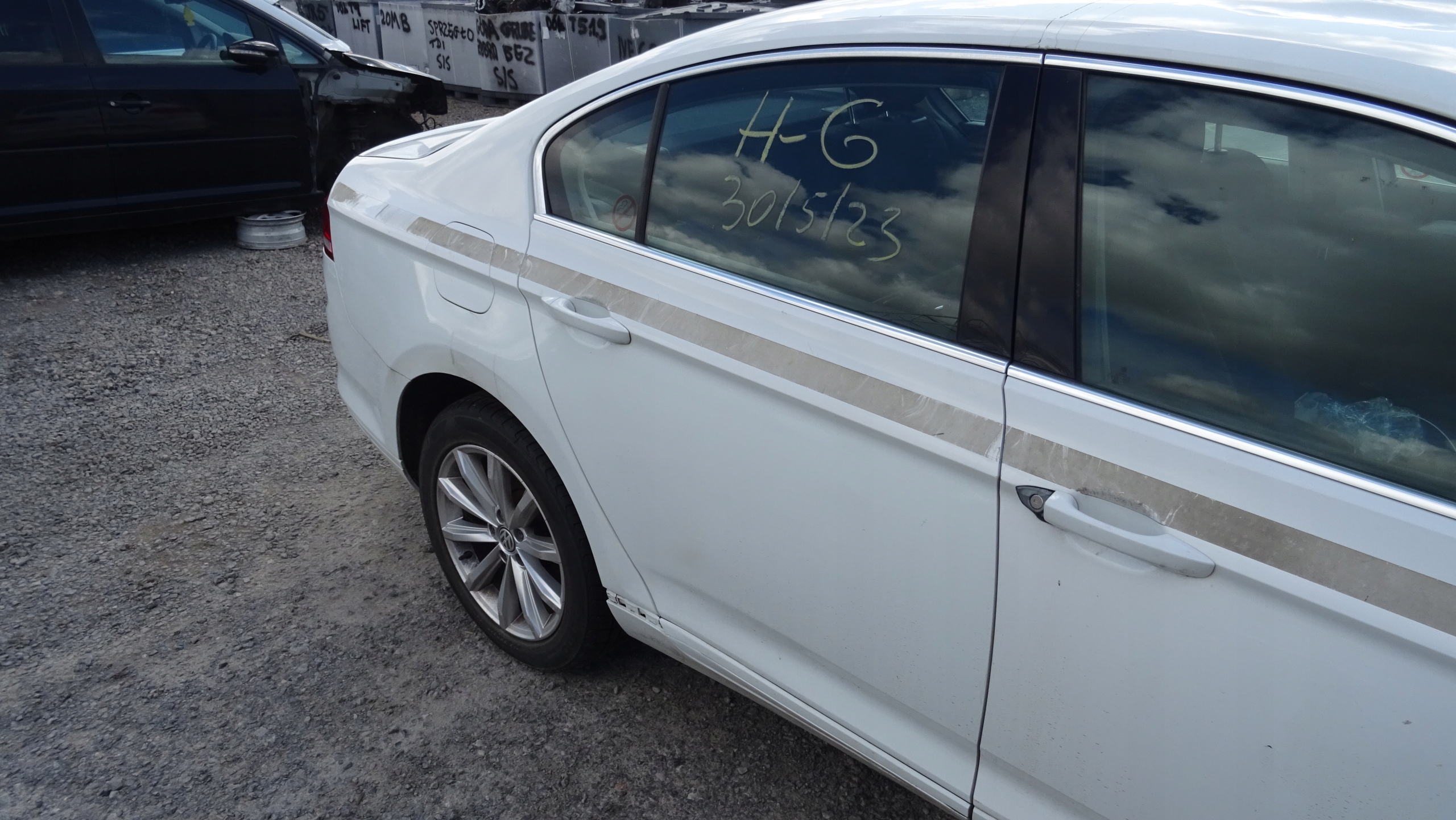 VW Passat B8 Tür Hinten Rechts Limousine Door 3G5833056A - Thumbnail 1