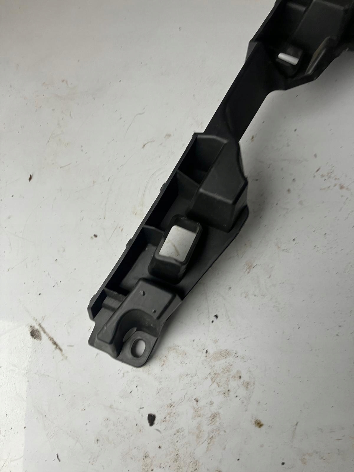 rear light holder right front RENAULT SCENIC III LIFT 622207359R