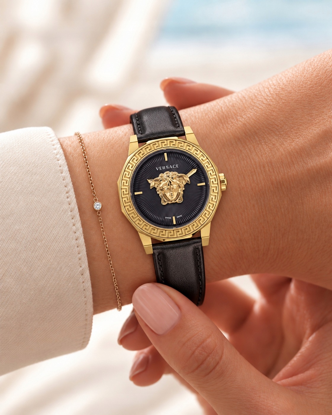 Dámské Hodinky Versace Medusa Deco VE7B00223 38.00mm 5ATM