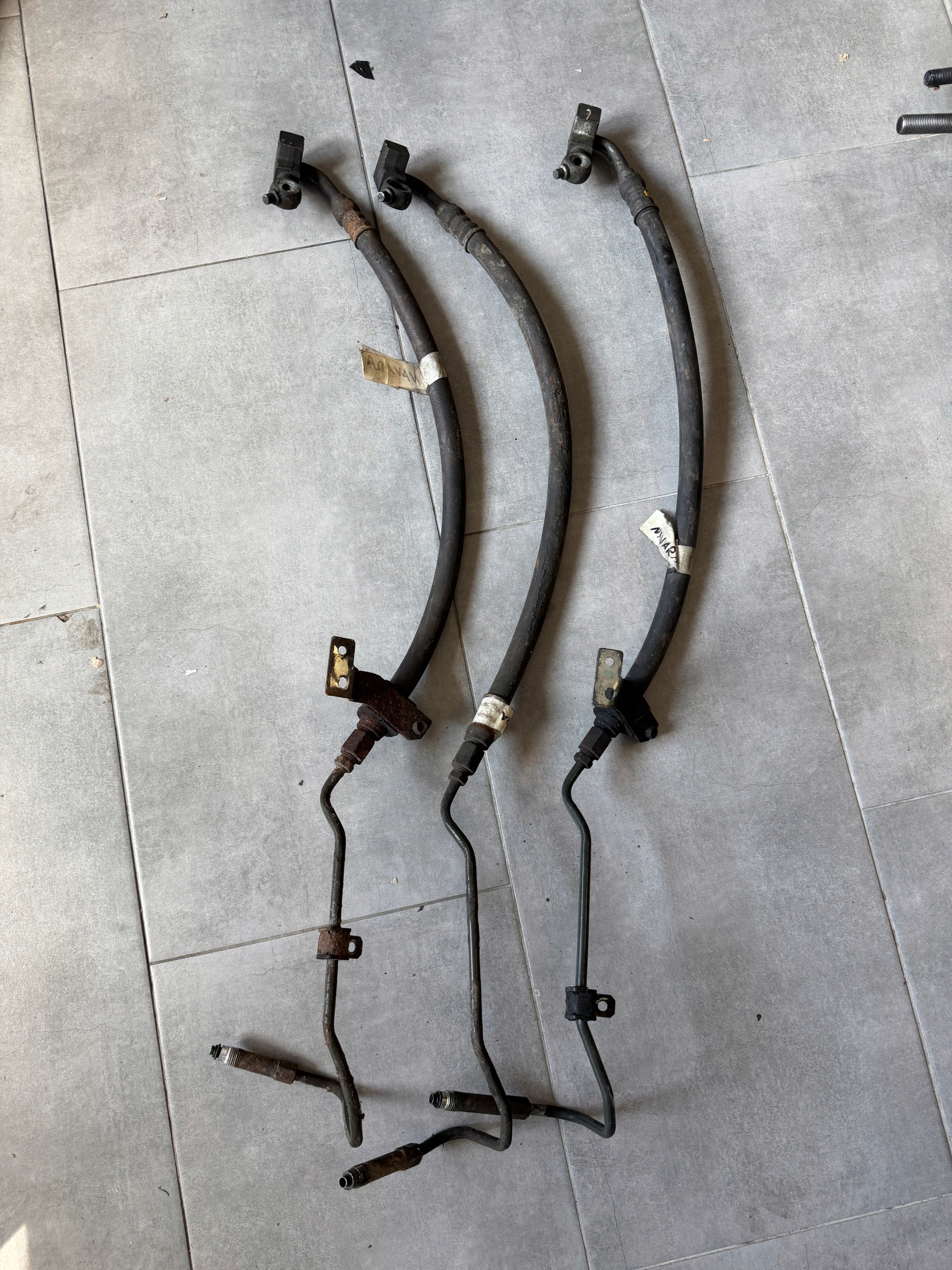 servoleitung servoschlauch NISSAN NAVARA