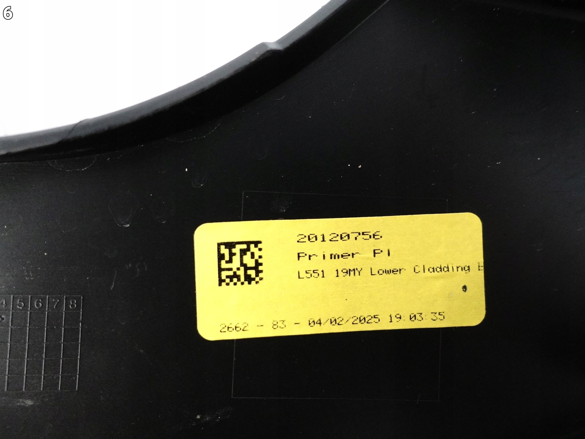 RANGE ROVER EVOQUE II 2 L551 R-DYNAMIC 18- moulding cap cap left