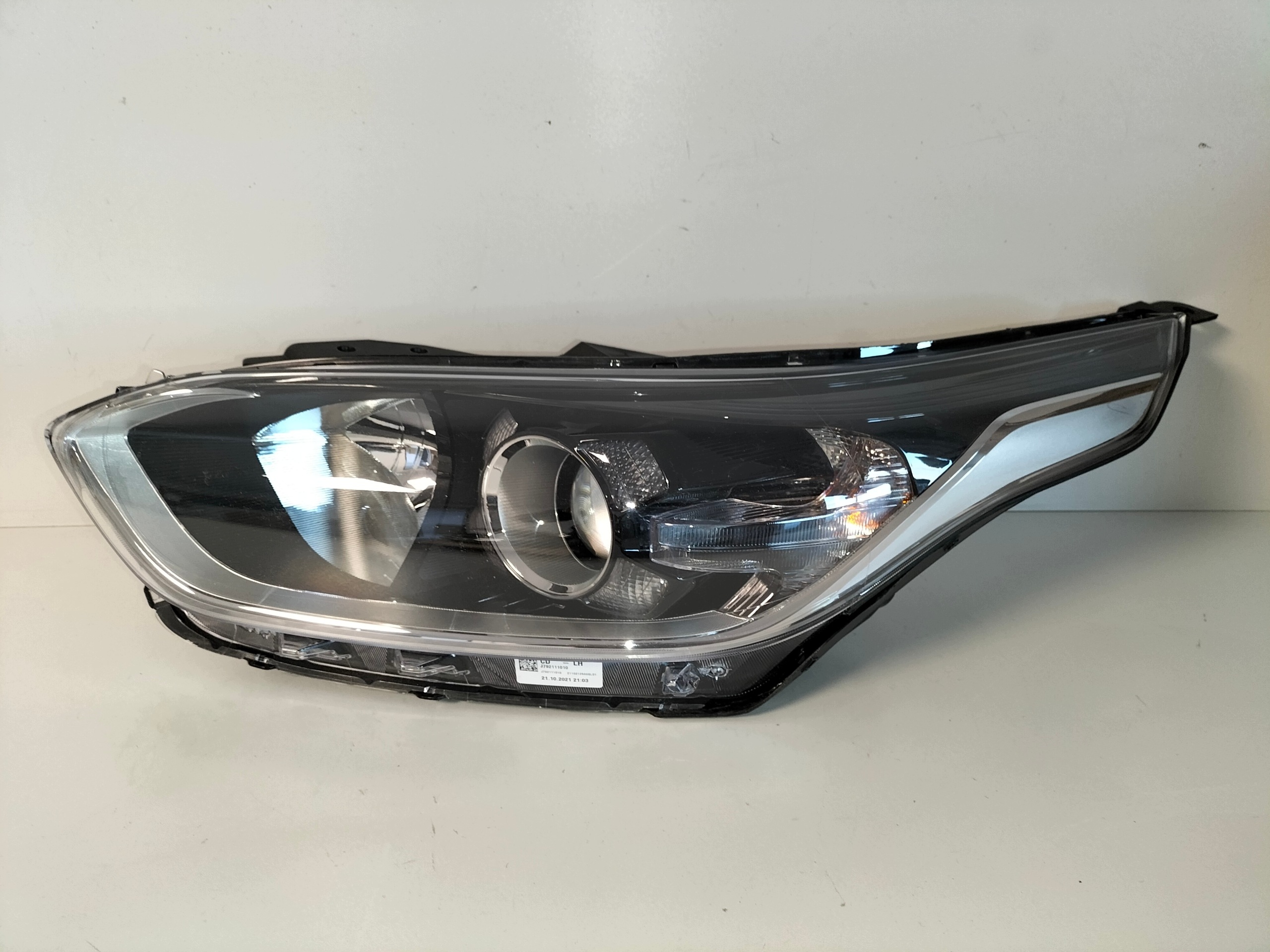 light front reflektor left KIA CEED III 18-21 below zarowke H7+H7 +LED