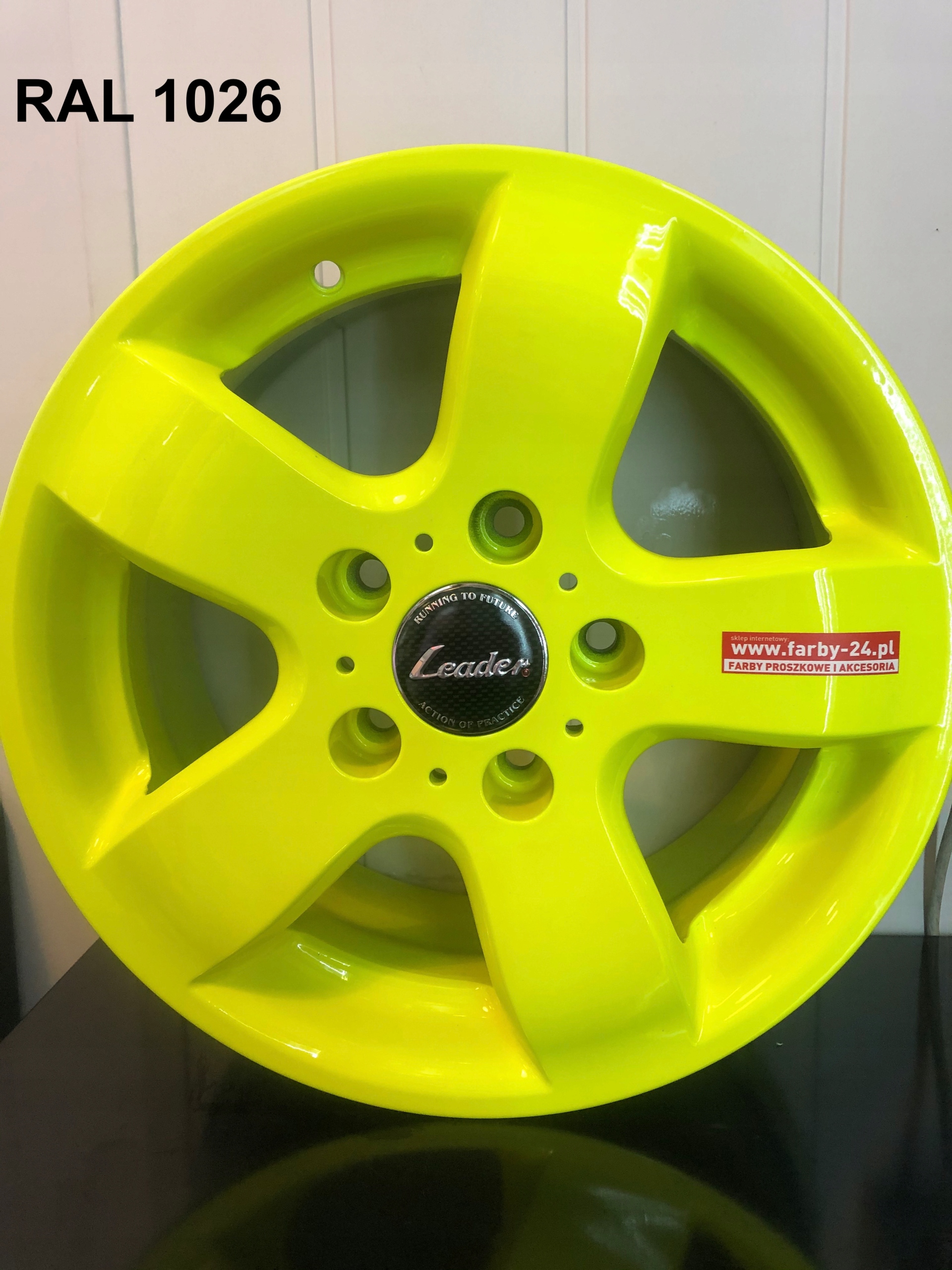 Barva Illusion Yellow White sada