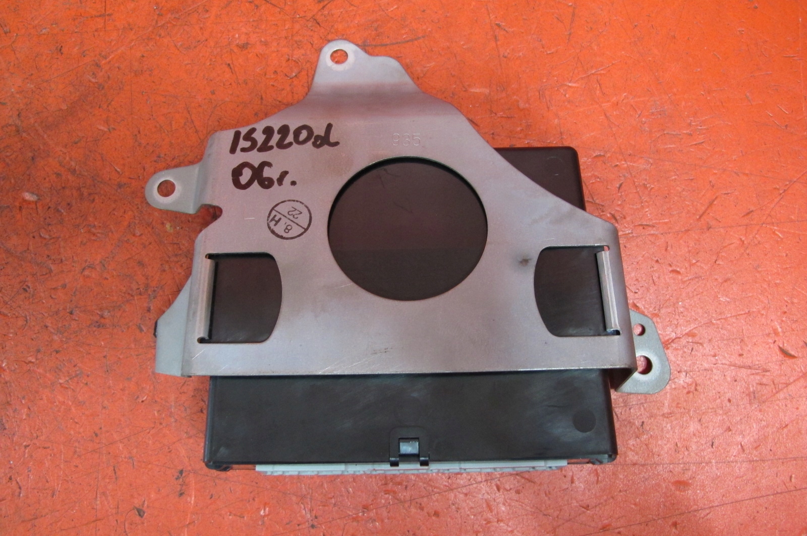 LEXUS IS II 2 220D module control unit ABS TRC VSC 89540-53330