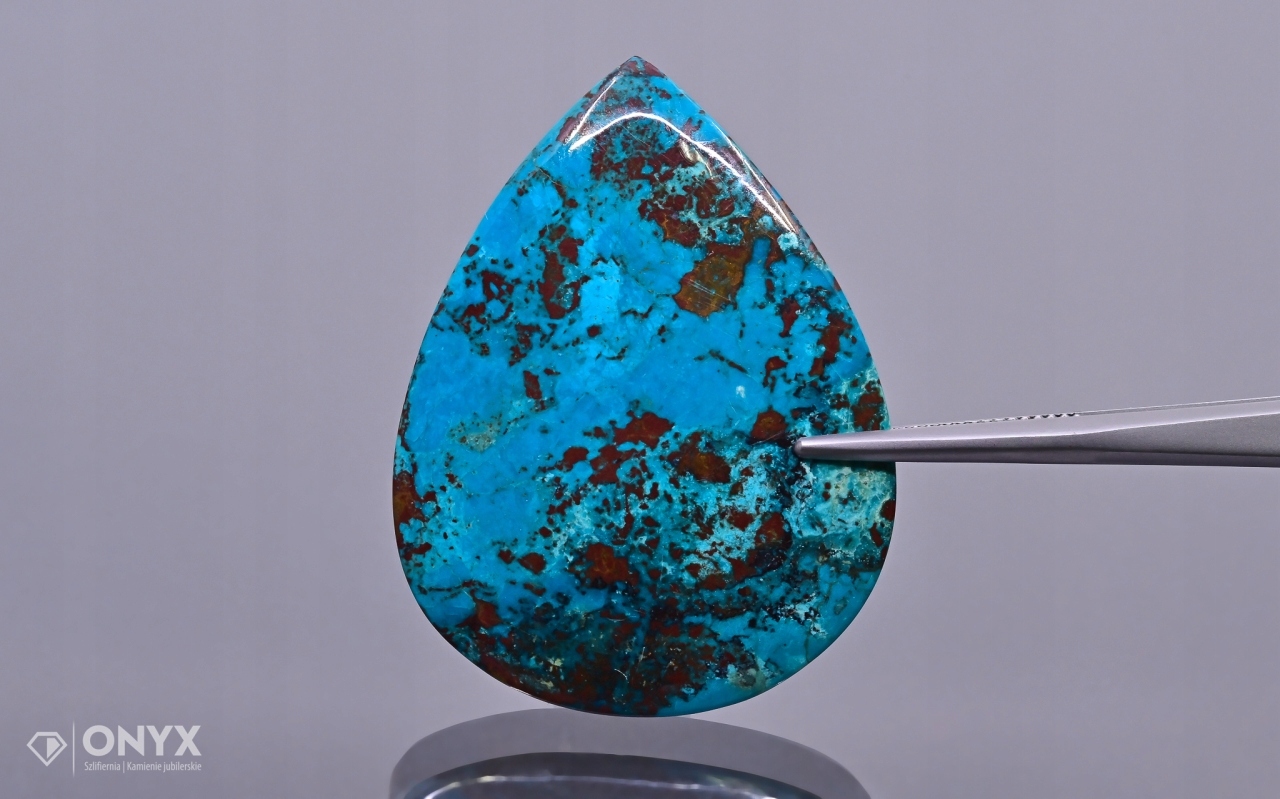 Šatukit nízký kabošon slza 43x33 mm