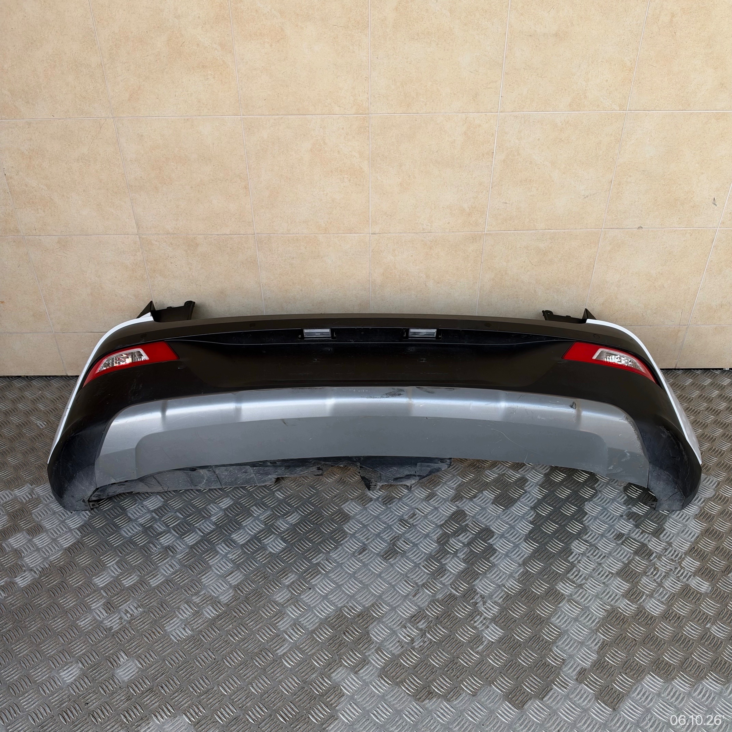 bumper rear complete HYUNDAI BAYON 2023 year 4 PDC