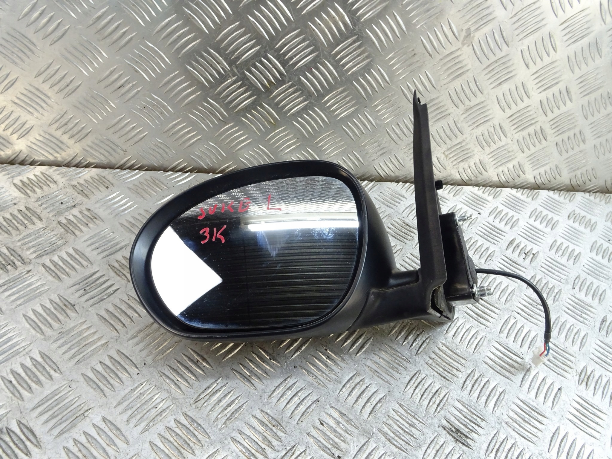 NISSAN JUKE and F15 mirror left 3 PIN UK