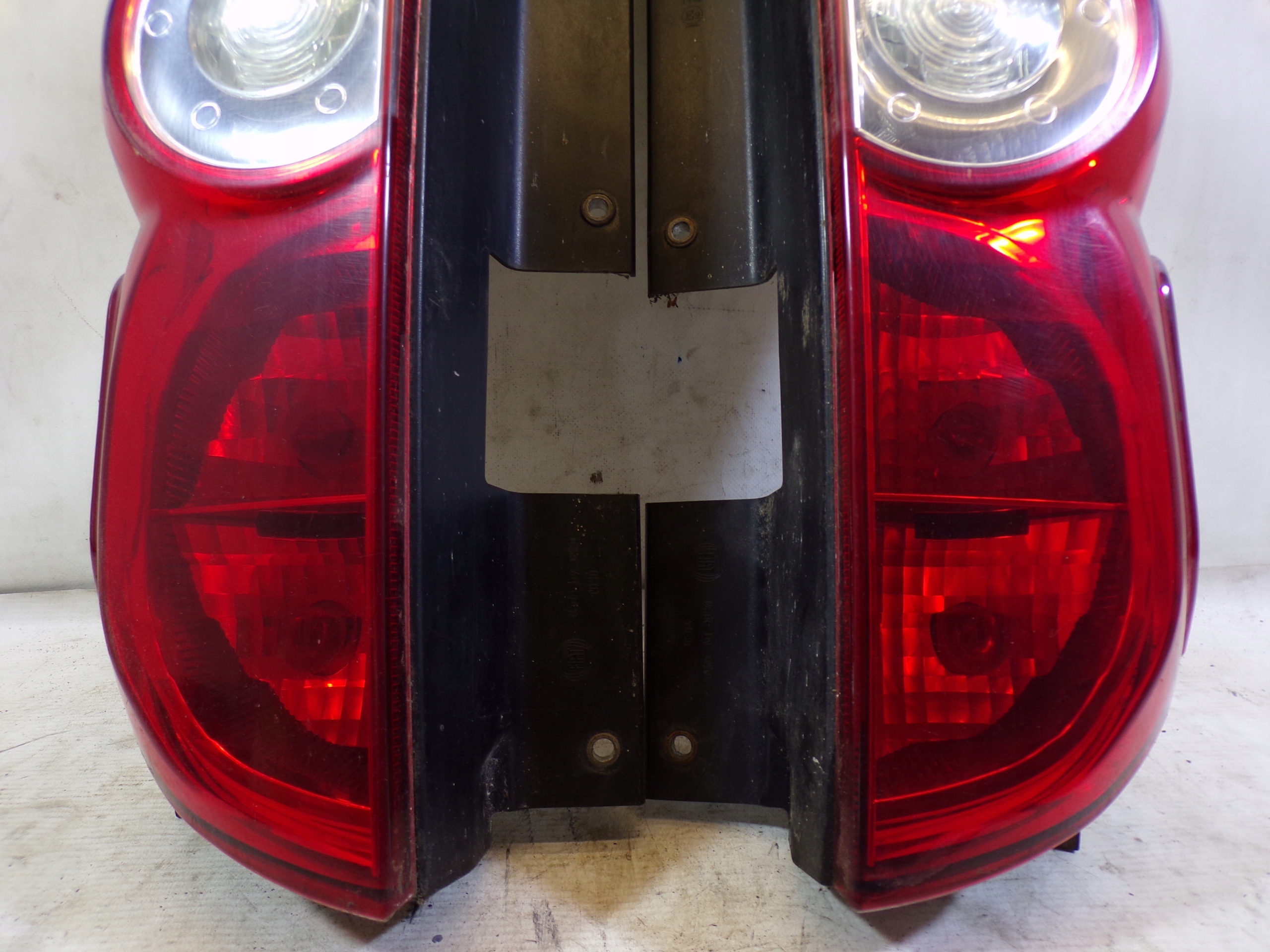 lights rear. rear part left right FIAT DOBLO 2 II