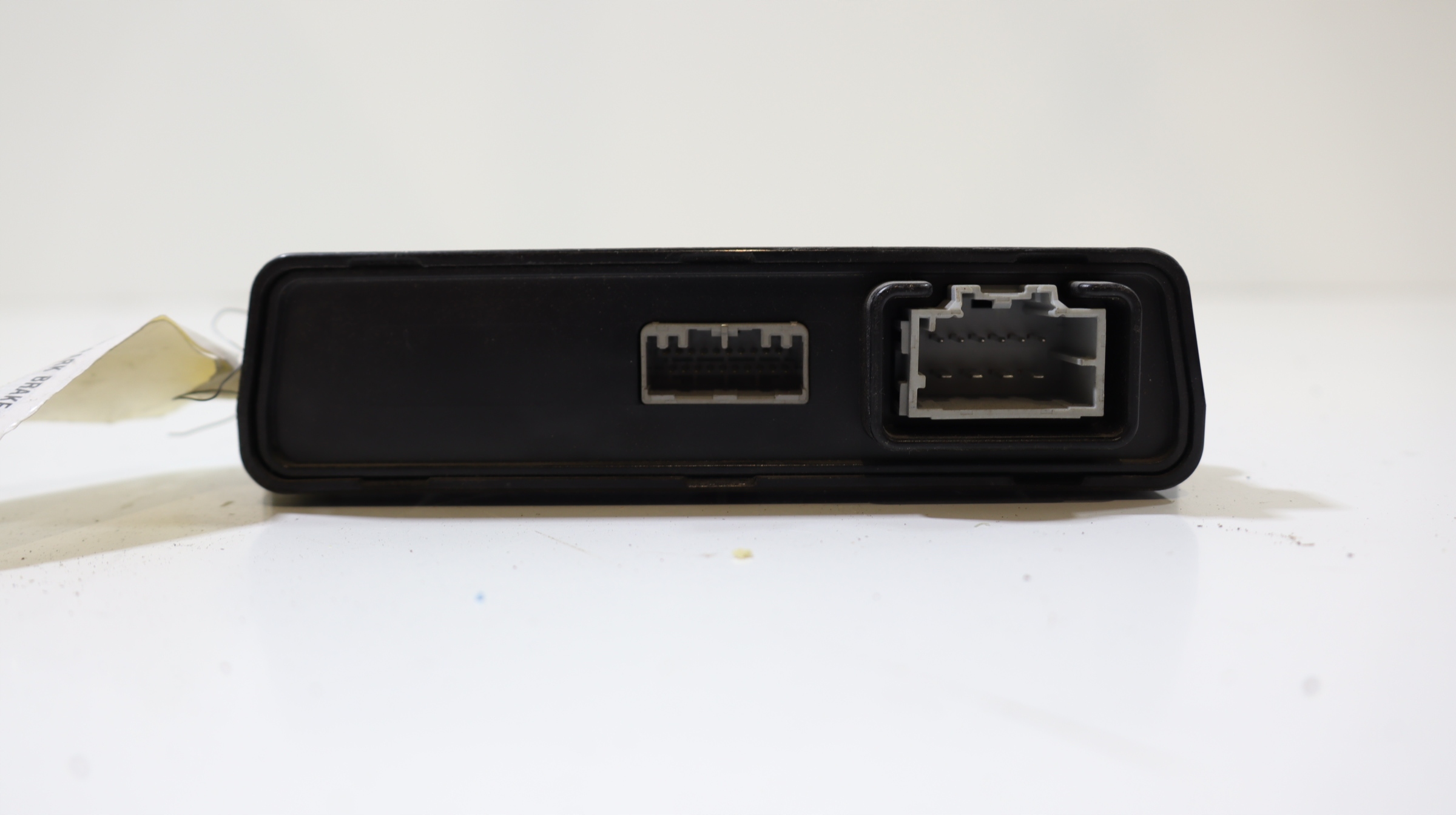 tesla s - блок комфорта тормоза BRAKE 1007618-00-E