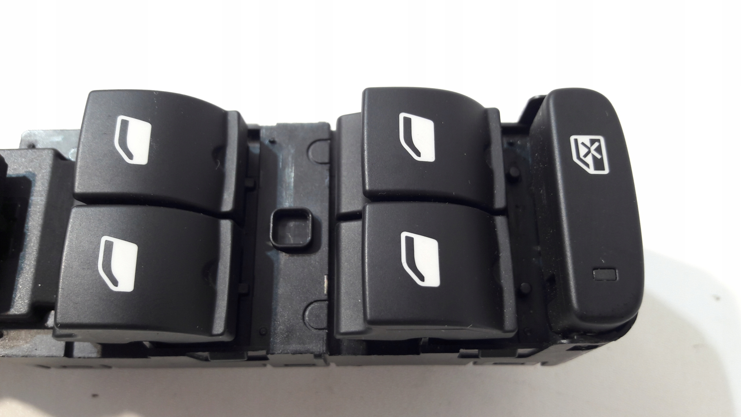 PANEL switch windows of the window PEUGEOT 2008 9842176ZD-00 (PX3)