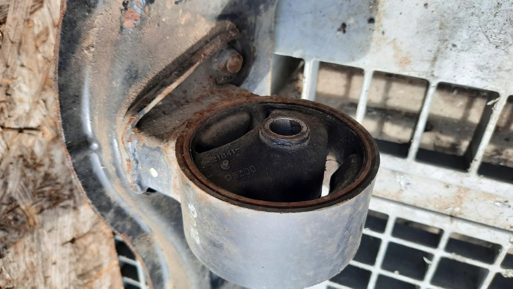 подрамник перед Hyundai атос II 1.1b 05R