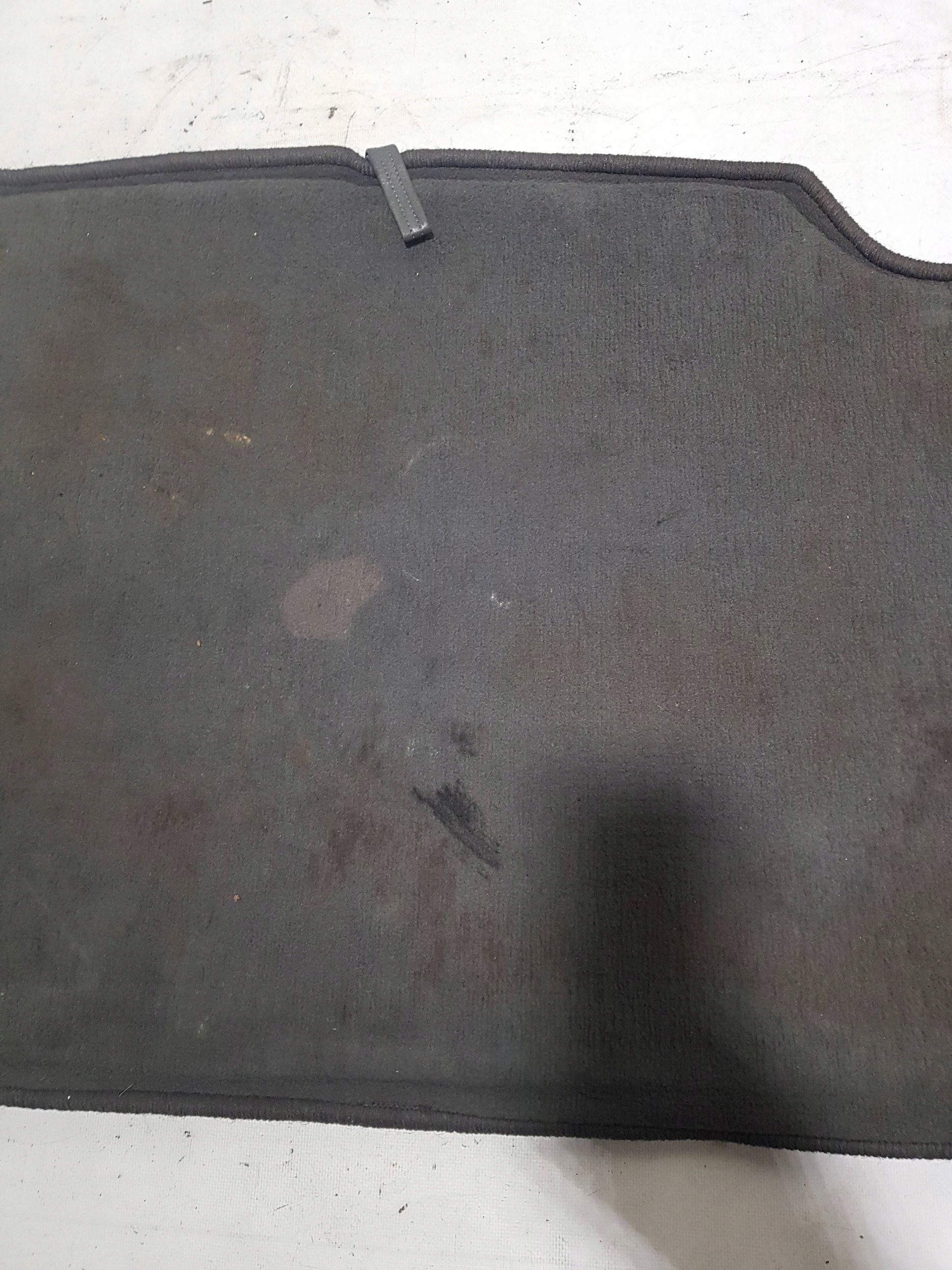 floor mats boot rear part Mercedes SLK R171 A1716800142