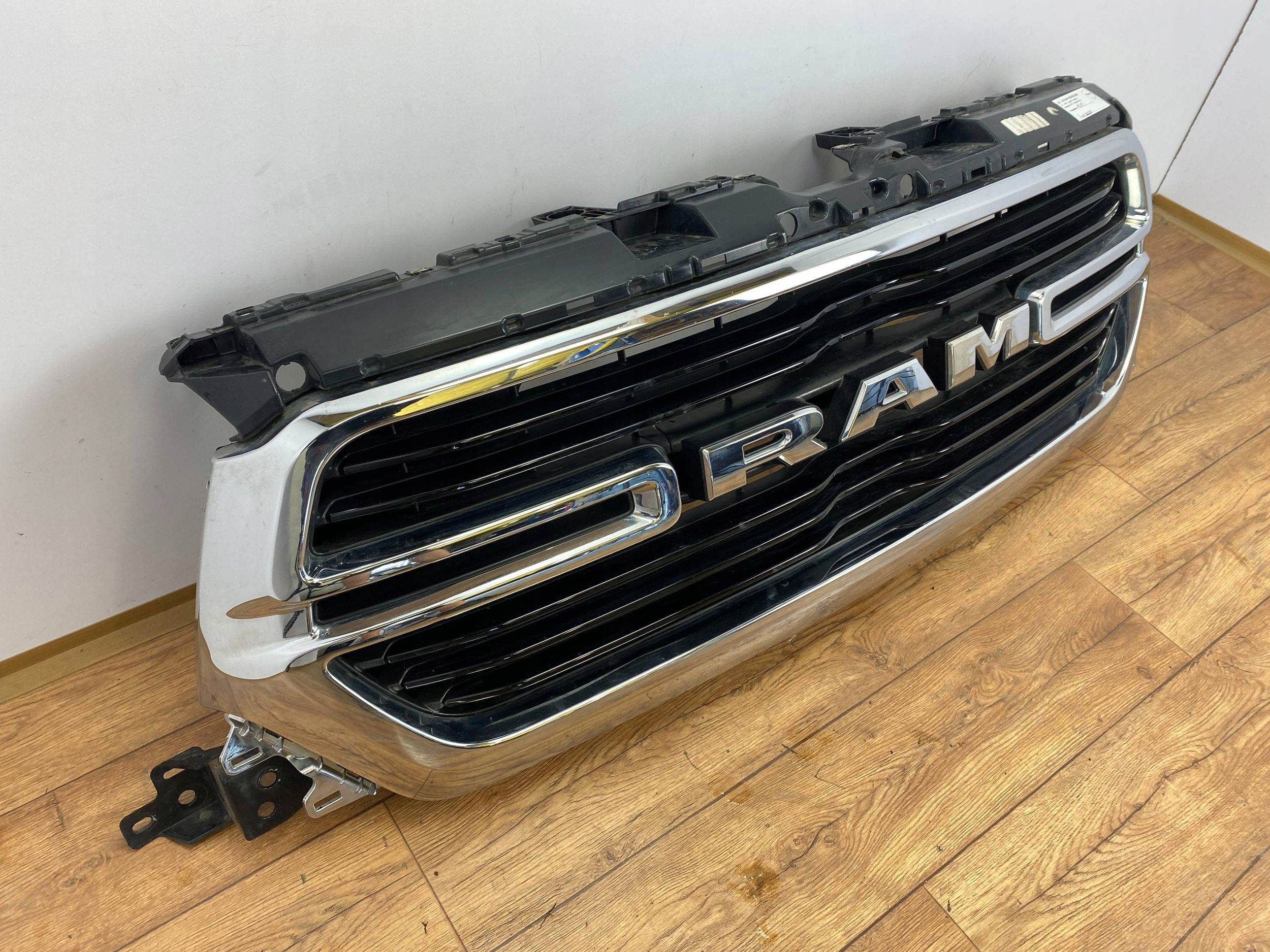 grill grille chrom bonnet bumper Ram 1500 DT 2019+