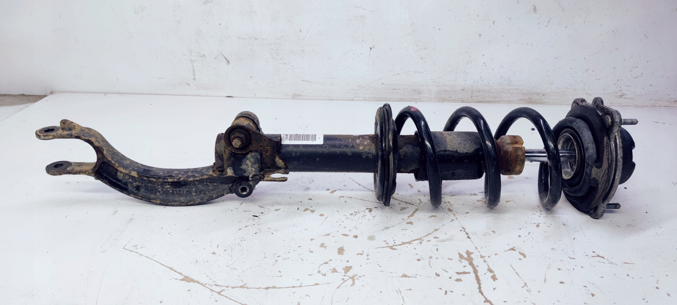 shock absorber left AUDI A6 C7 A7 S LINE 4G0413031D