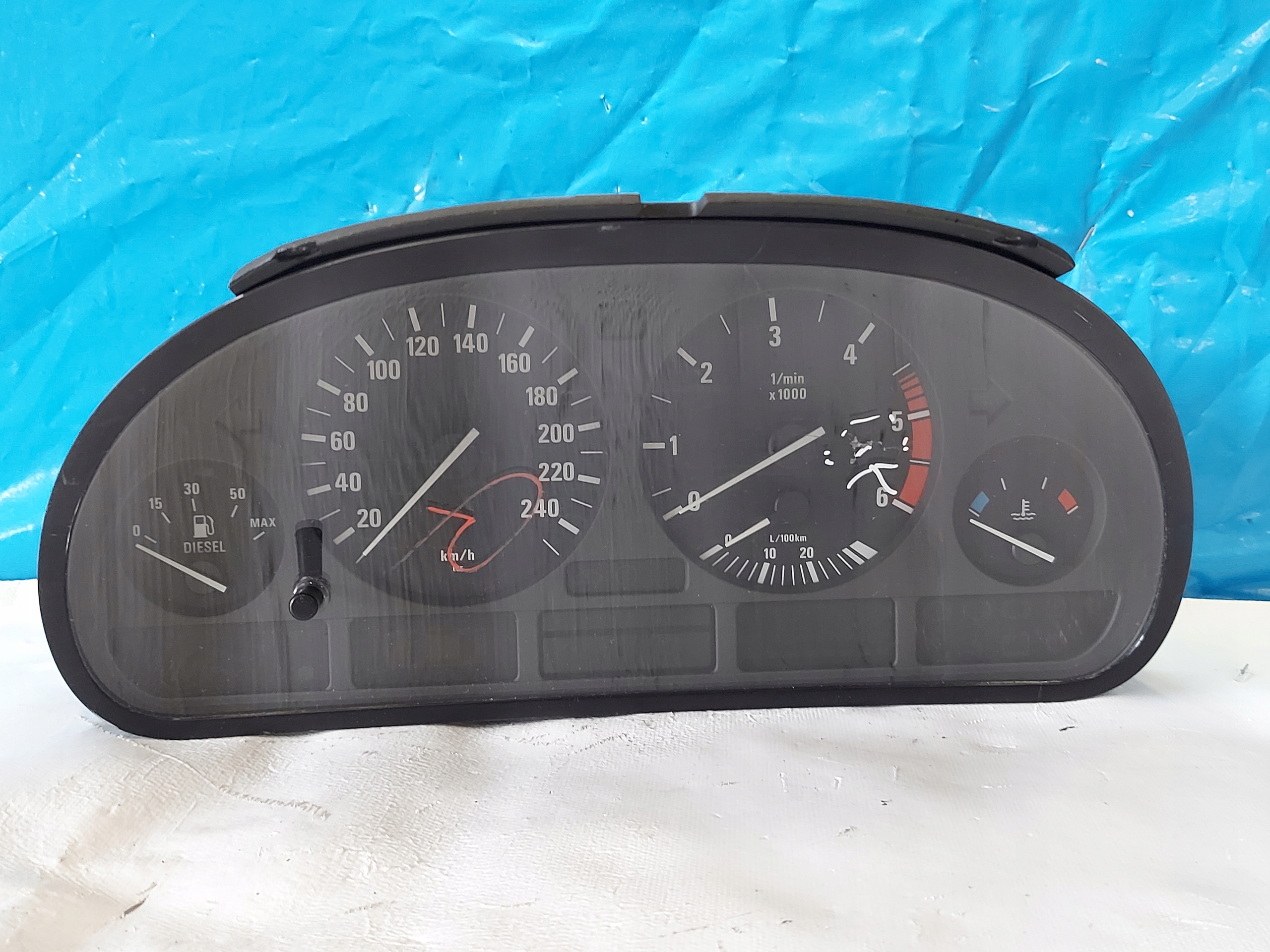 dials clock BMW E39 2.5 D 62116903800