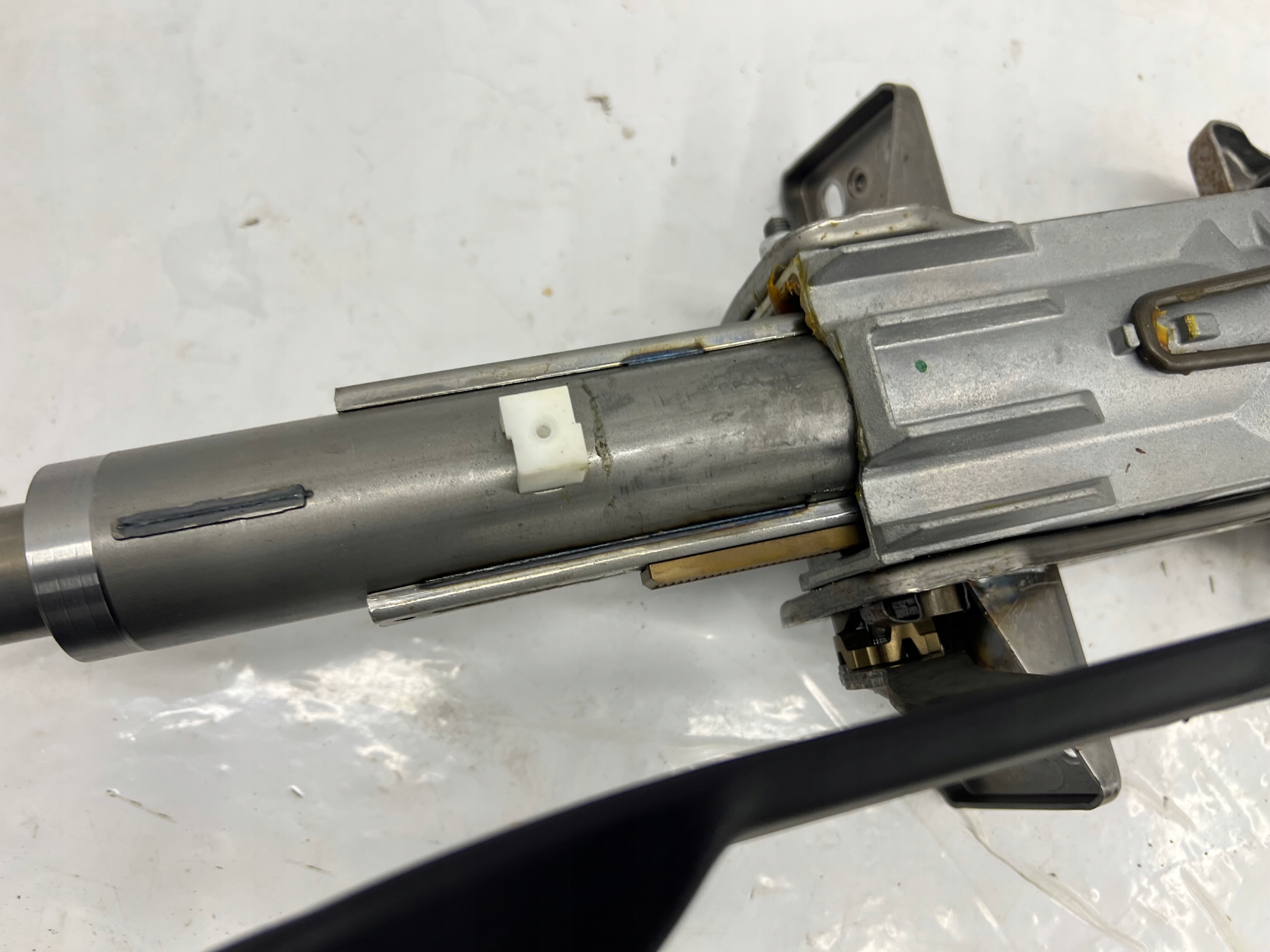 AUDI A6 C7 A7 Colonne de direction Pièce Boîter direction Croix 4G0419502D