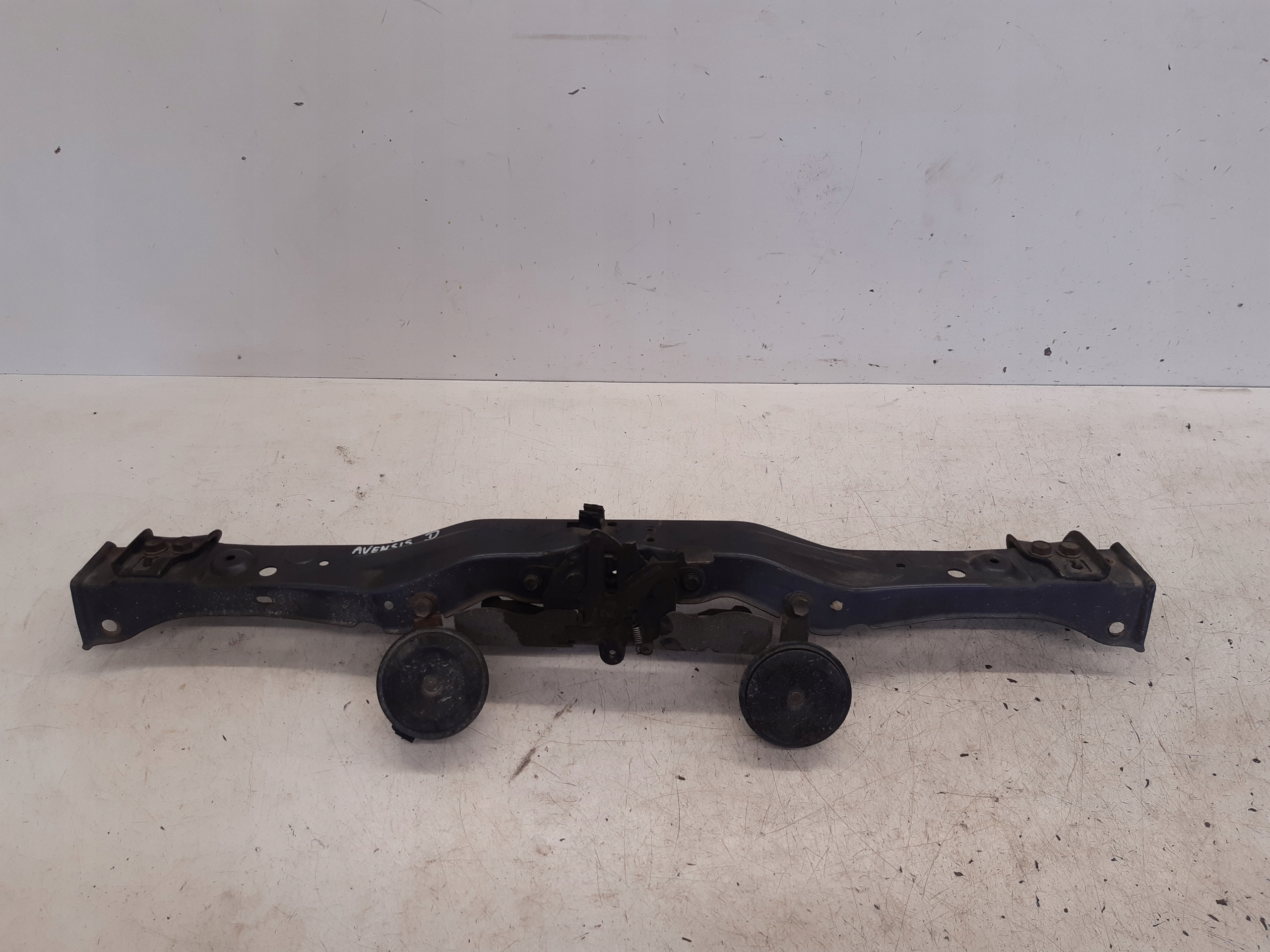 support panel for radiators pillar Toyota Avensis T25
