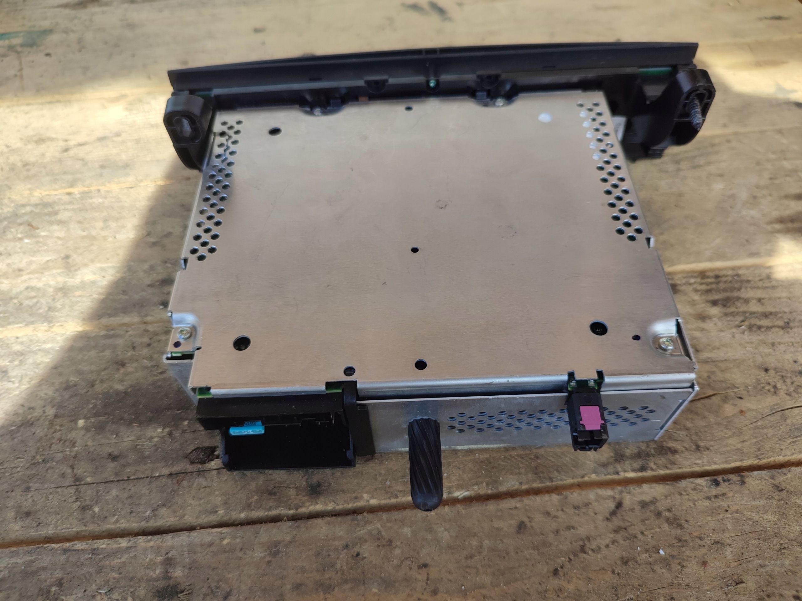 RADIO CD BUSINESS BMW E81 E82 E87 E90 E92 X1 E84 9236531