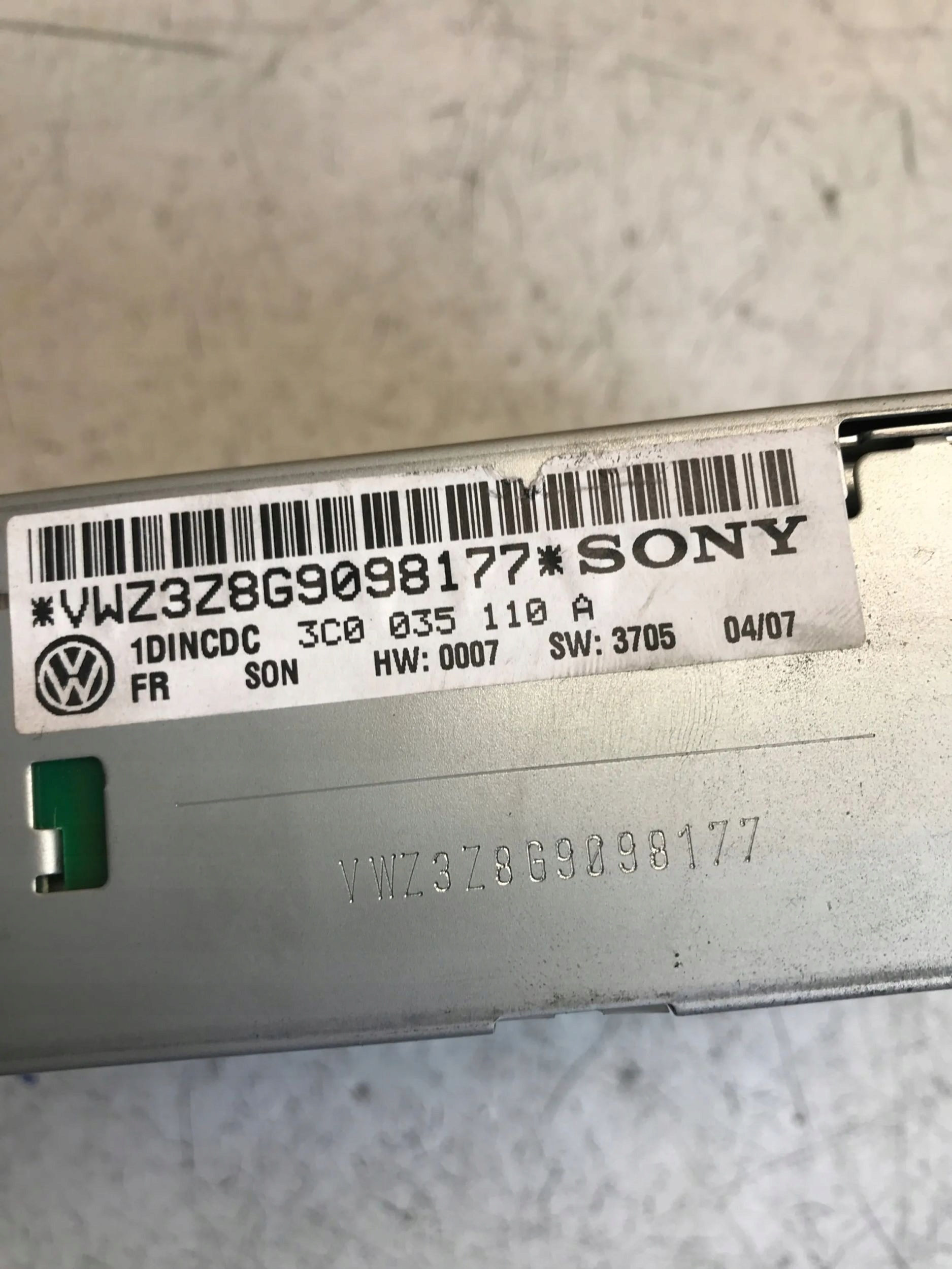 changer PLYT CD PASSAT B6 3C0035110A