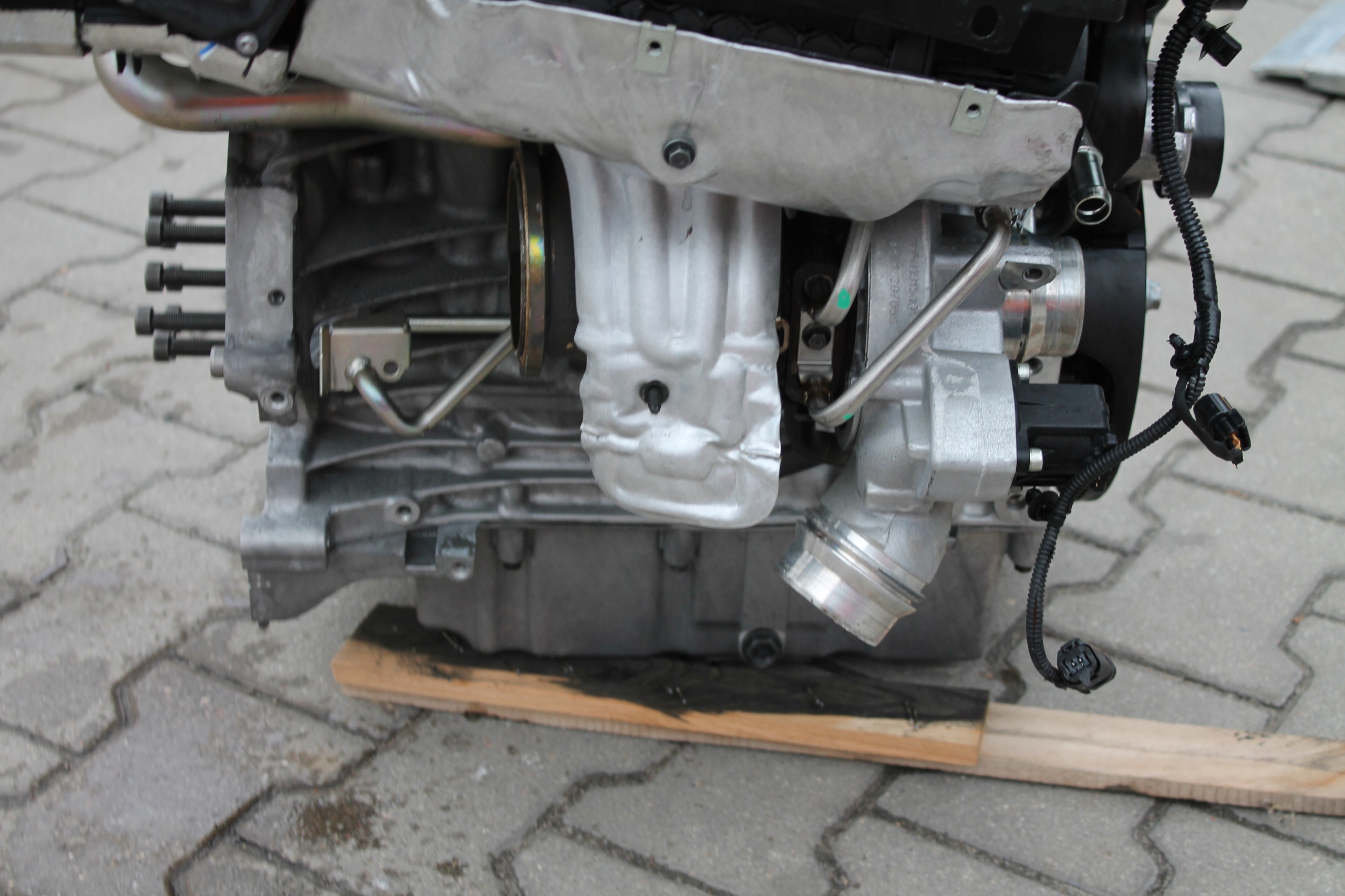 engine complete VOLVO XC60 2,0T8 B4204T34 50TYS KM