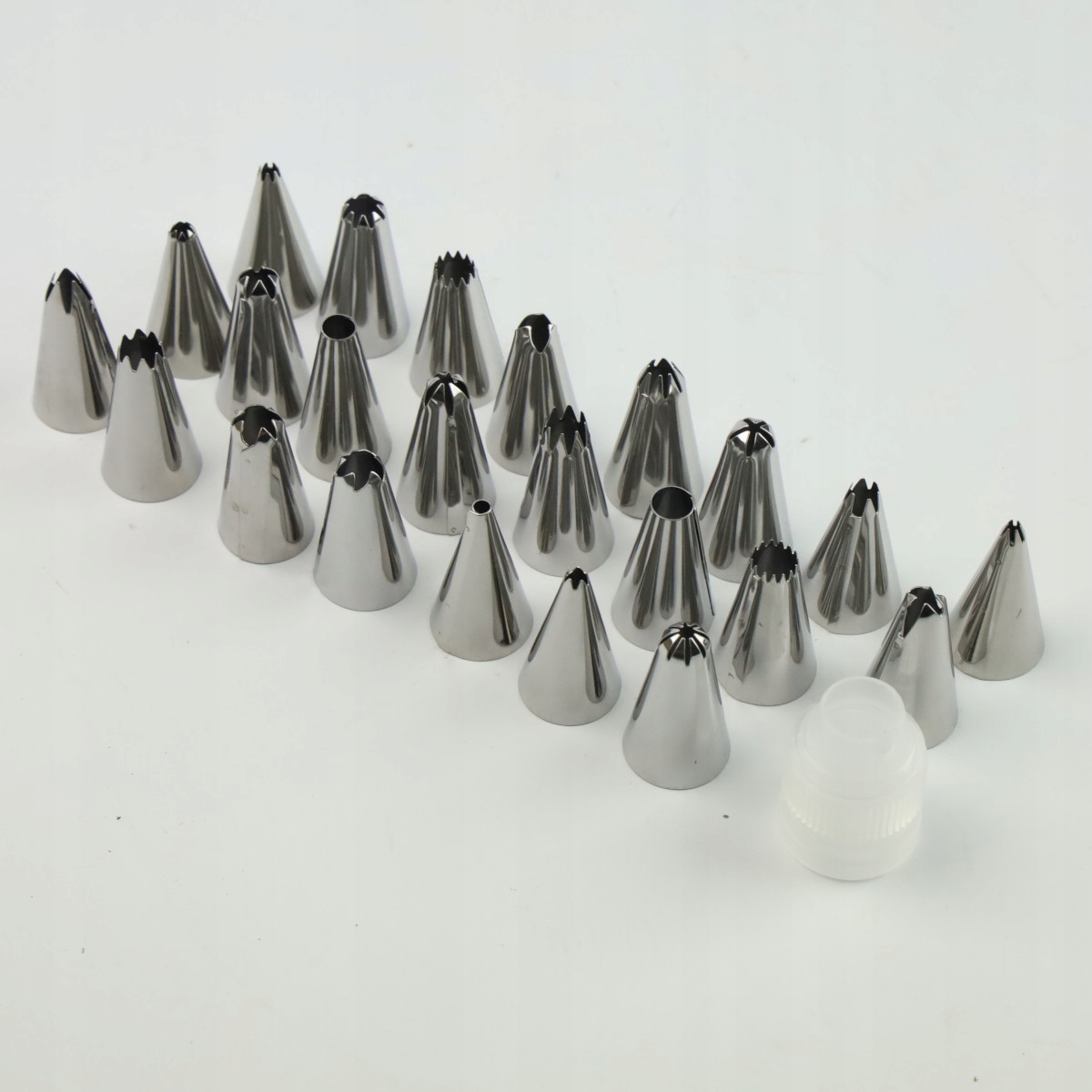 KOMPLET 20 KOŃCÓWEK DO DEKORACJI TORTÓW ZESTAW CUKIERNICZY RÓŻNE WZORY
