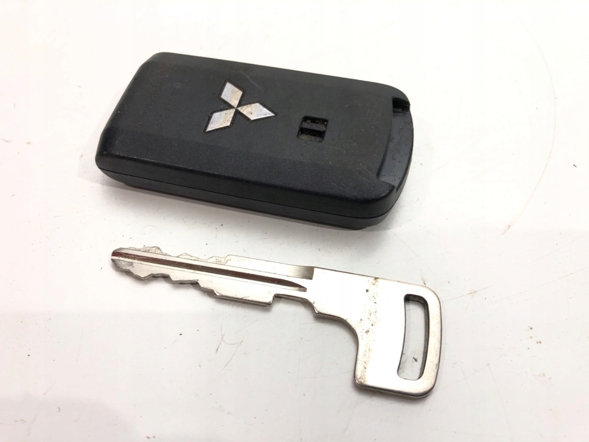 KLUCZYK MITSUBISHI OUTLANDER III PILOT Producent części OEM