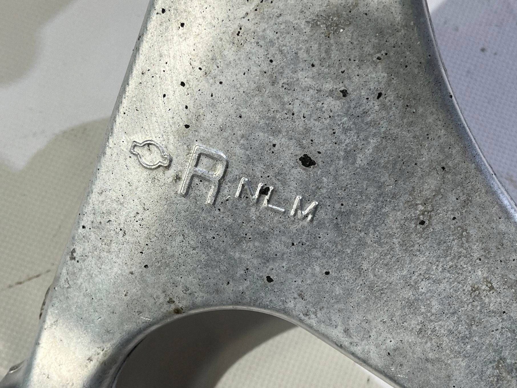 arm front lower right Nissan 370Z 2009