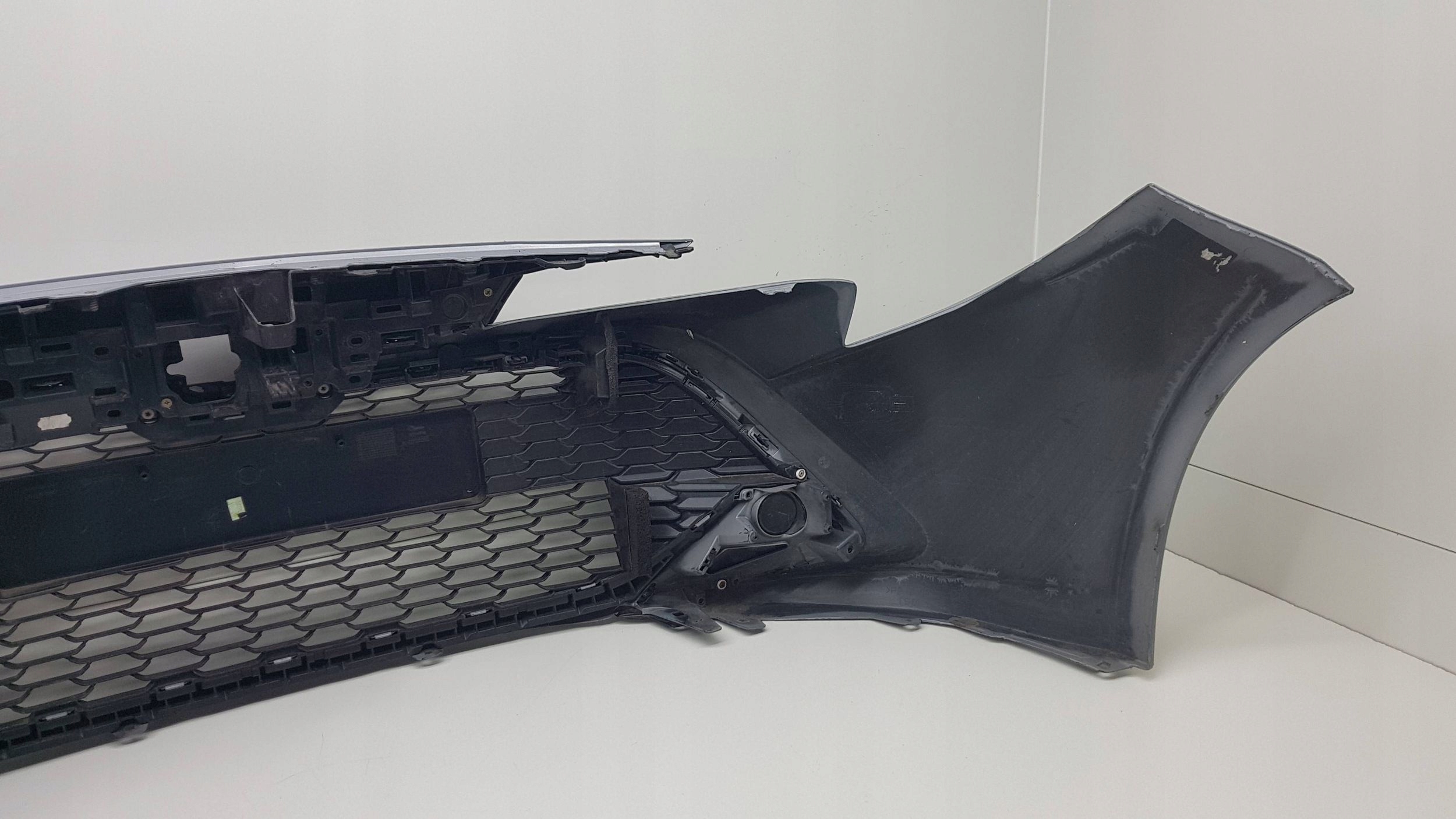 TOYOTA COROLLA E21 2019 - bumper front 52119-02J90