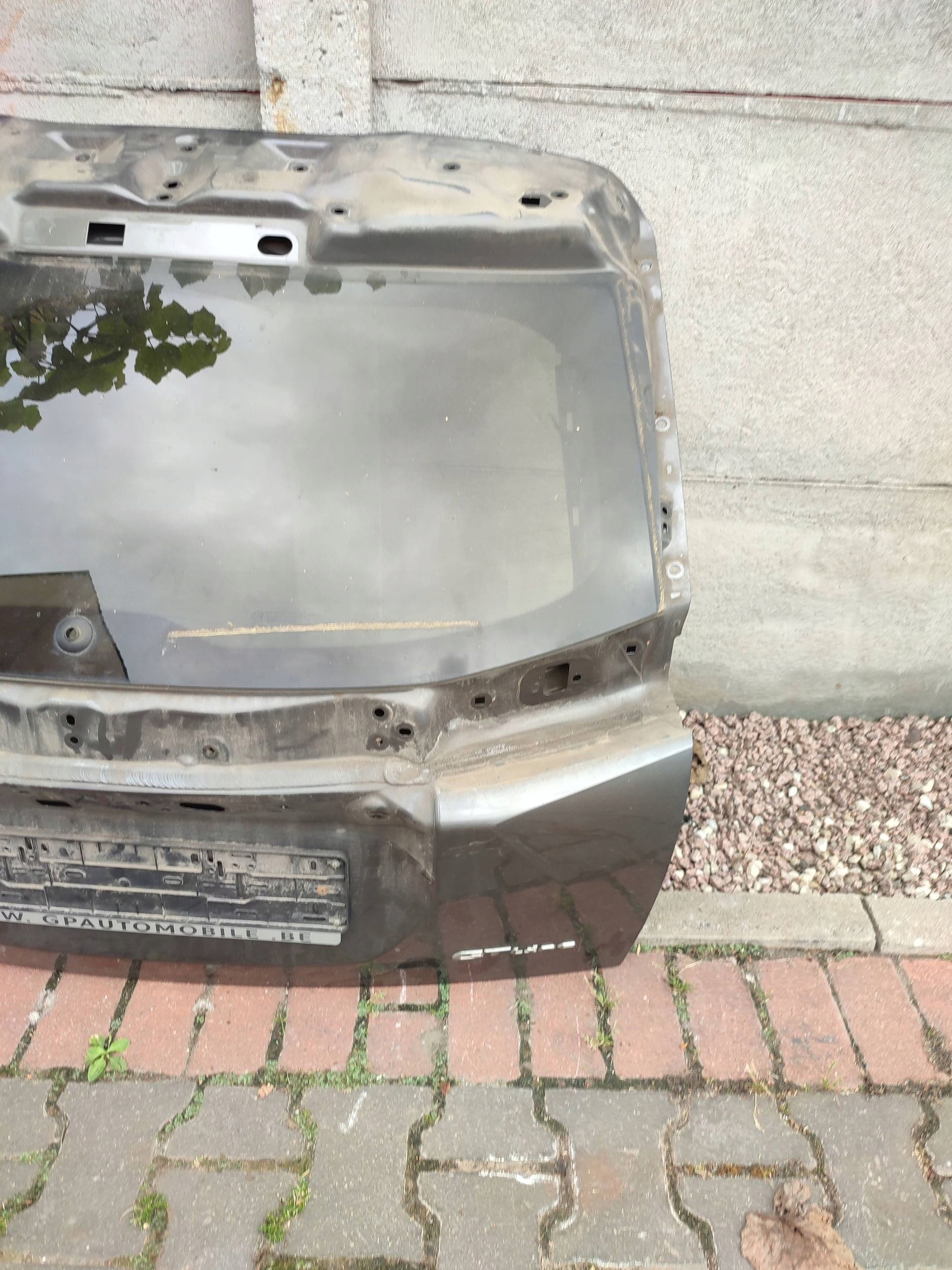 Peugeot 2008 II 2020 boot doors / boot