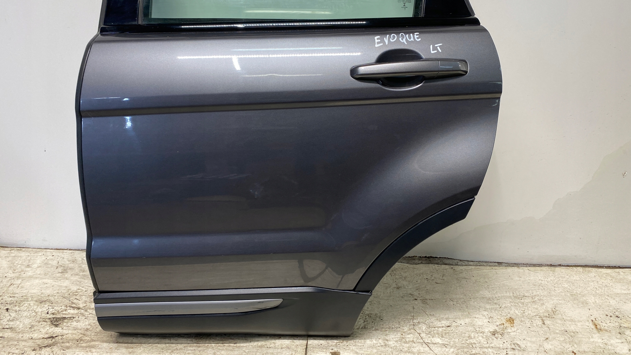 RANGE ROVER EVOQUE L538 door left left rear part rear. 11-18 ROK LRC873