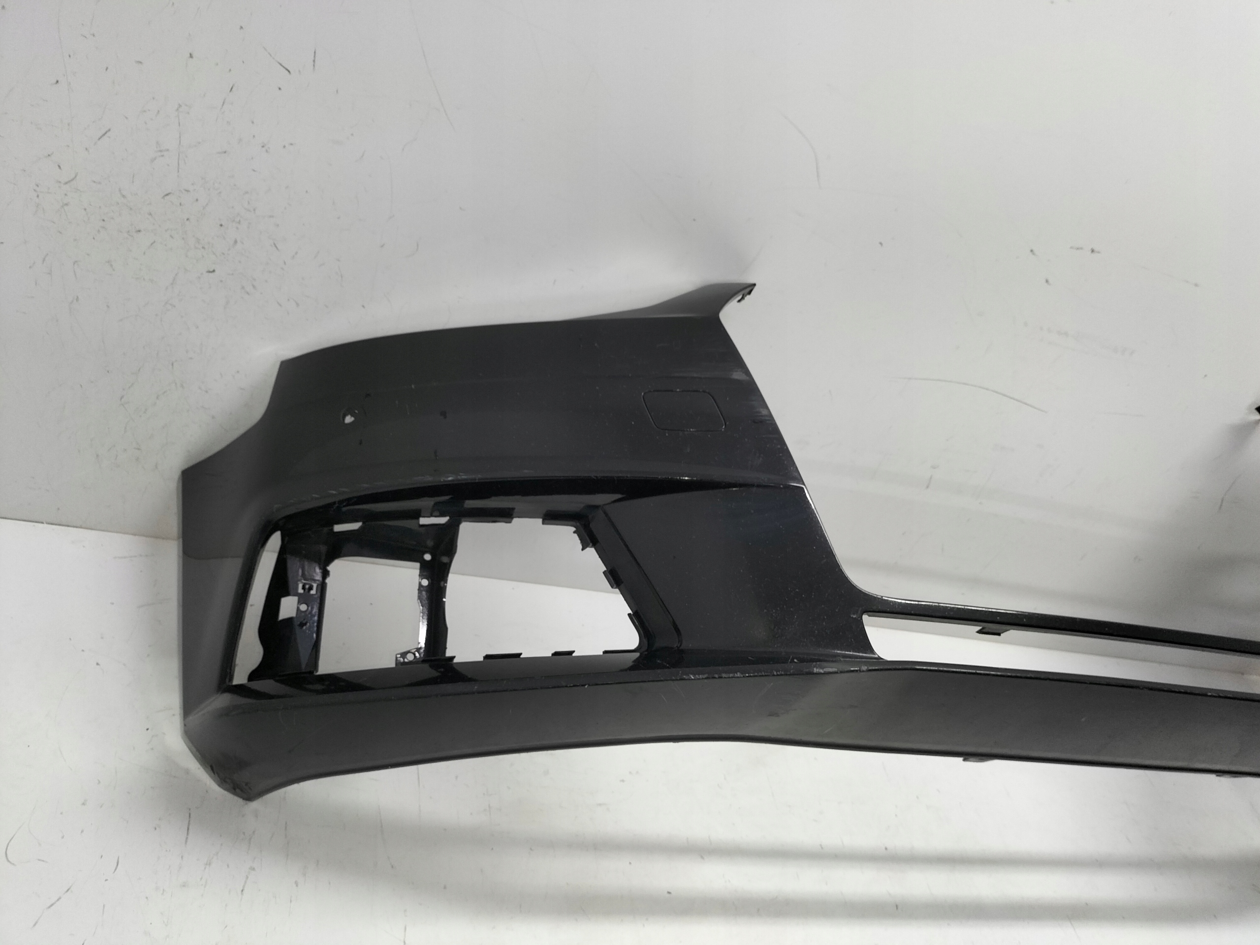 nárazník predný predok AUDI A4 B9 15-19