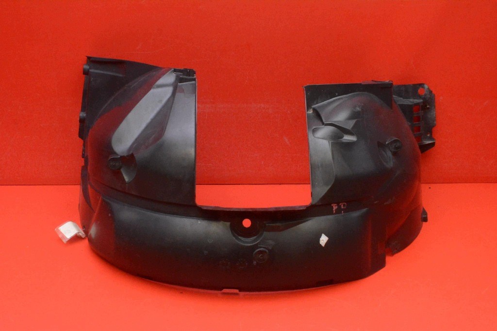 mudguard right front front 638407903R DACIA SANDERO 2 II 13-16
