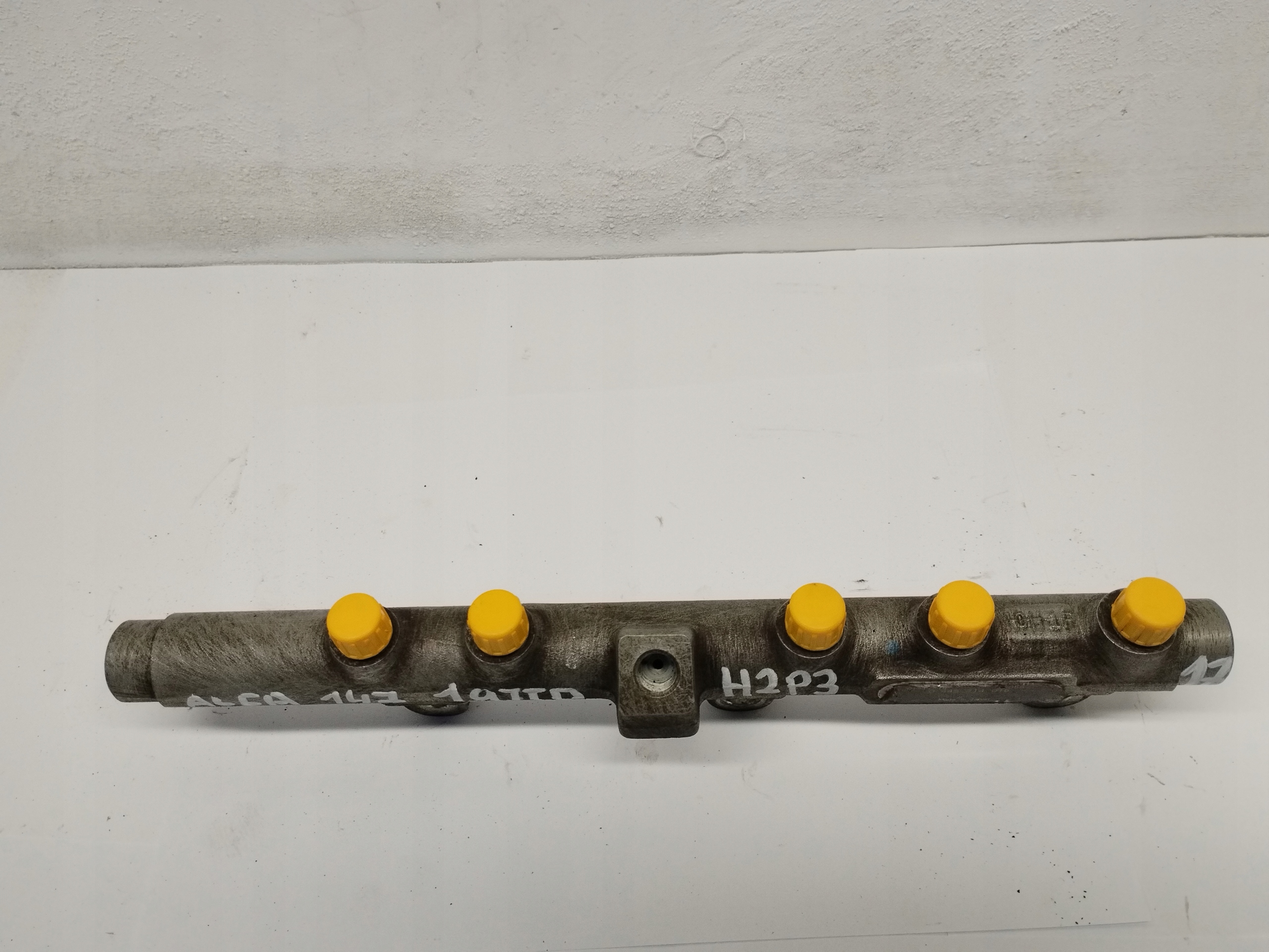 Rampe injection Alfa Romeo 147 1.9JTD 0445214016