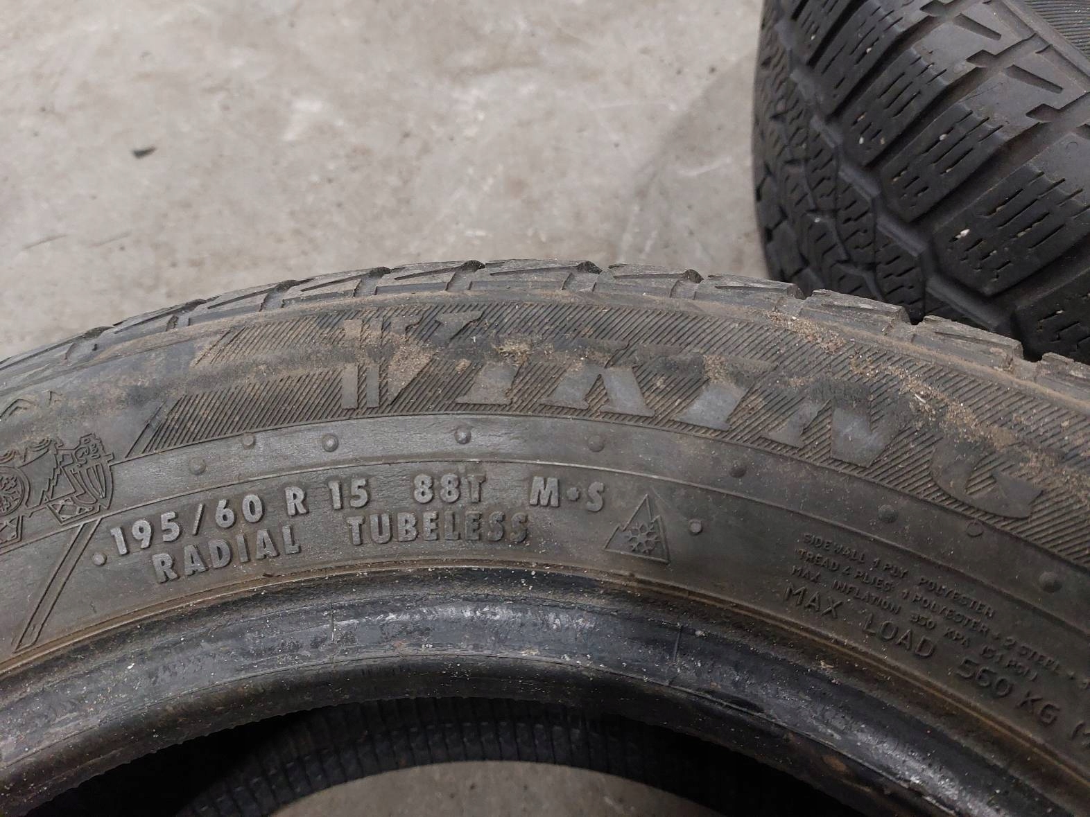 tyres winter 2 SZT 195/60R15 2009R VIKING SNOWTECH