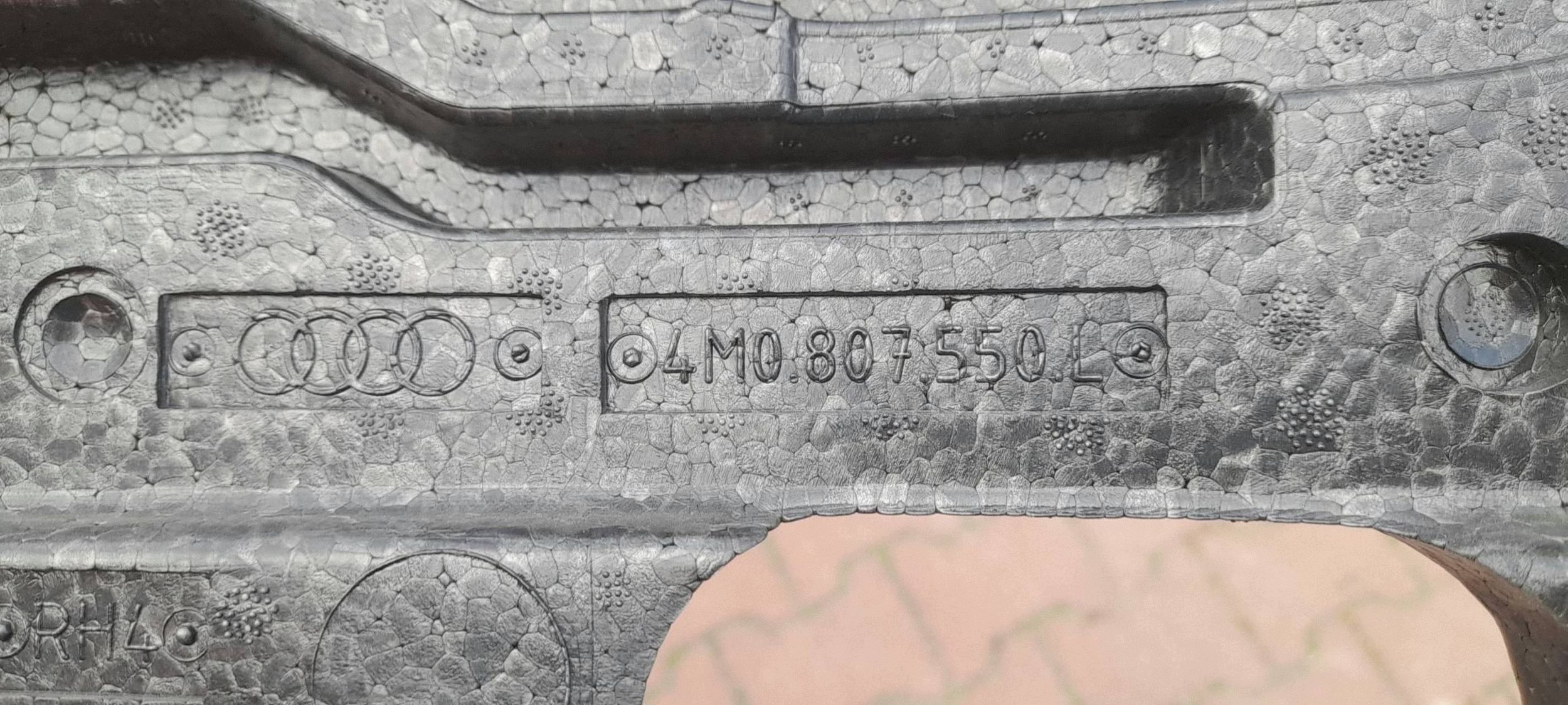 ABSORBER nárazníku předek AUDI Q7 4M 4M0807550L