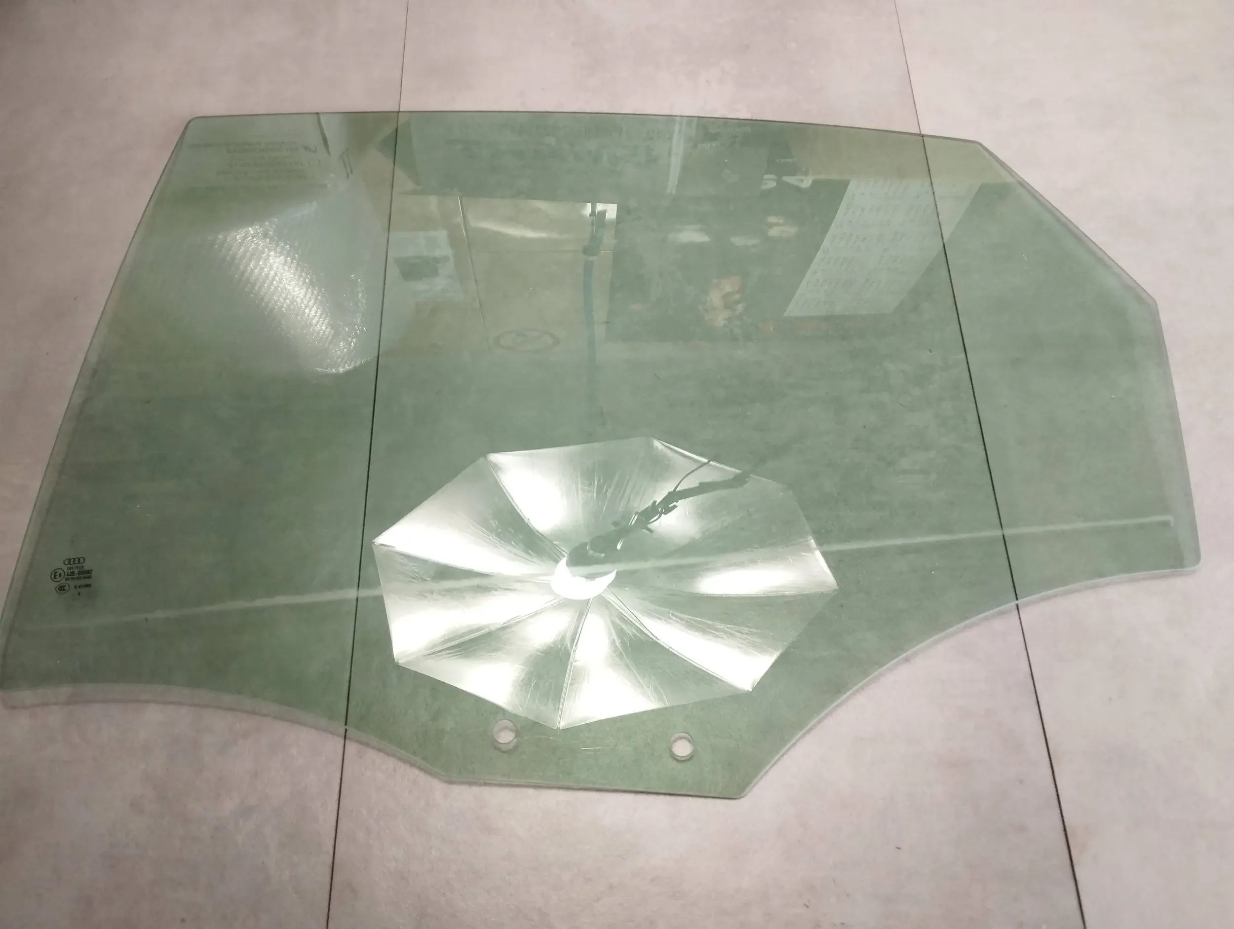 Audi A6 C7 4G 2016 window left rear part sedan