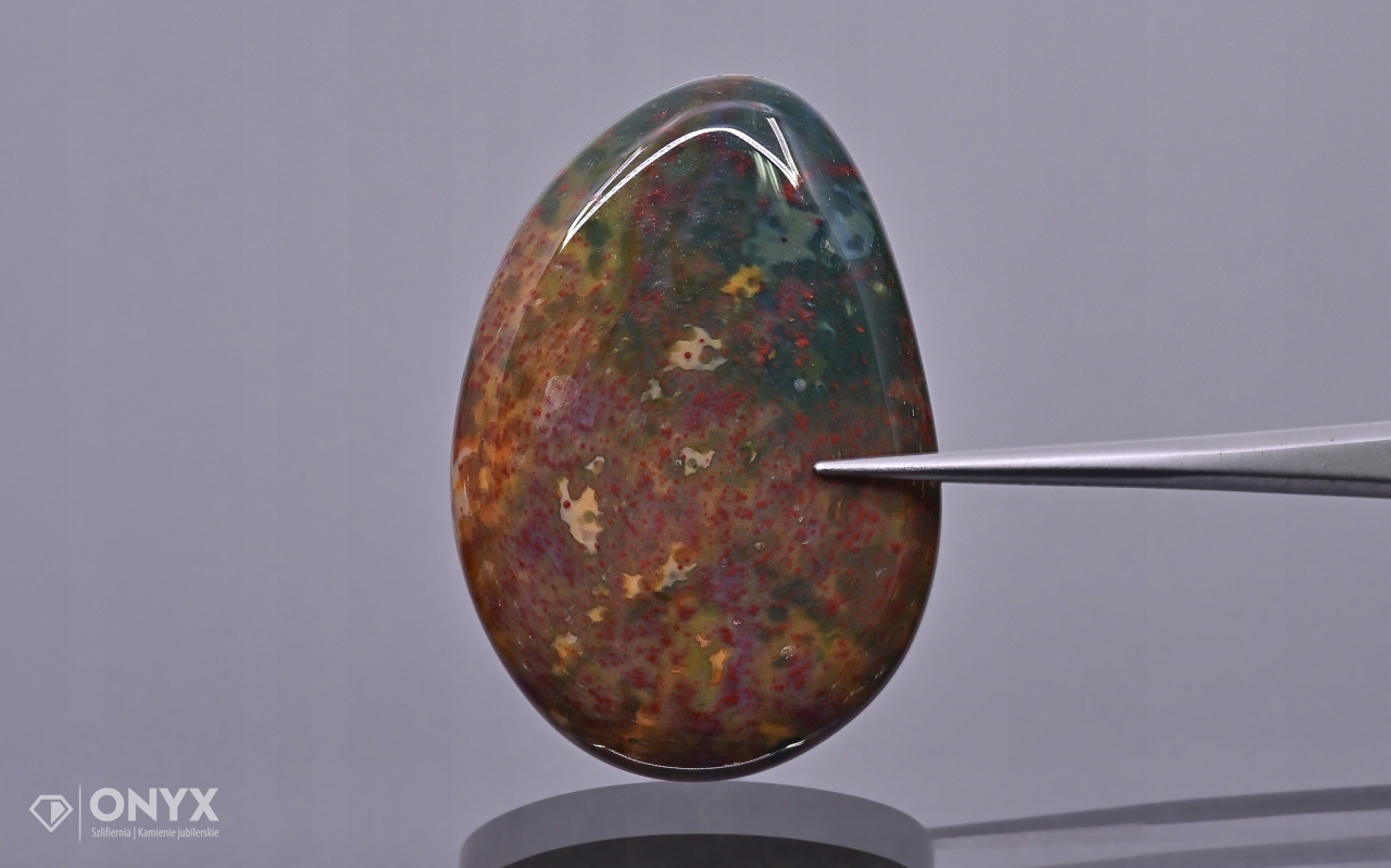 Heliotrop kabošon nepravidelný 37,5x26 mm