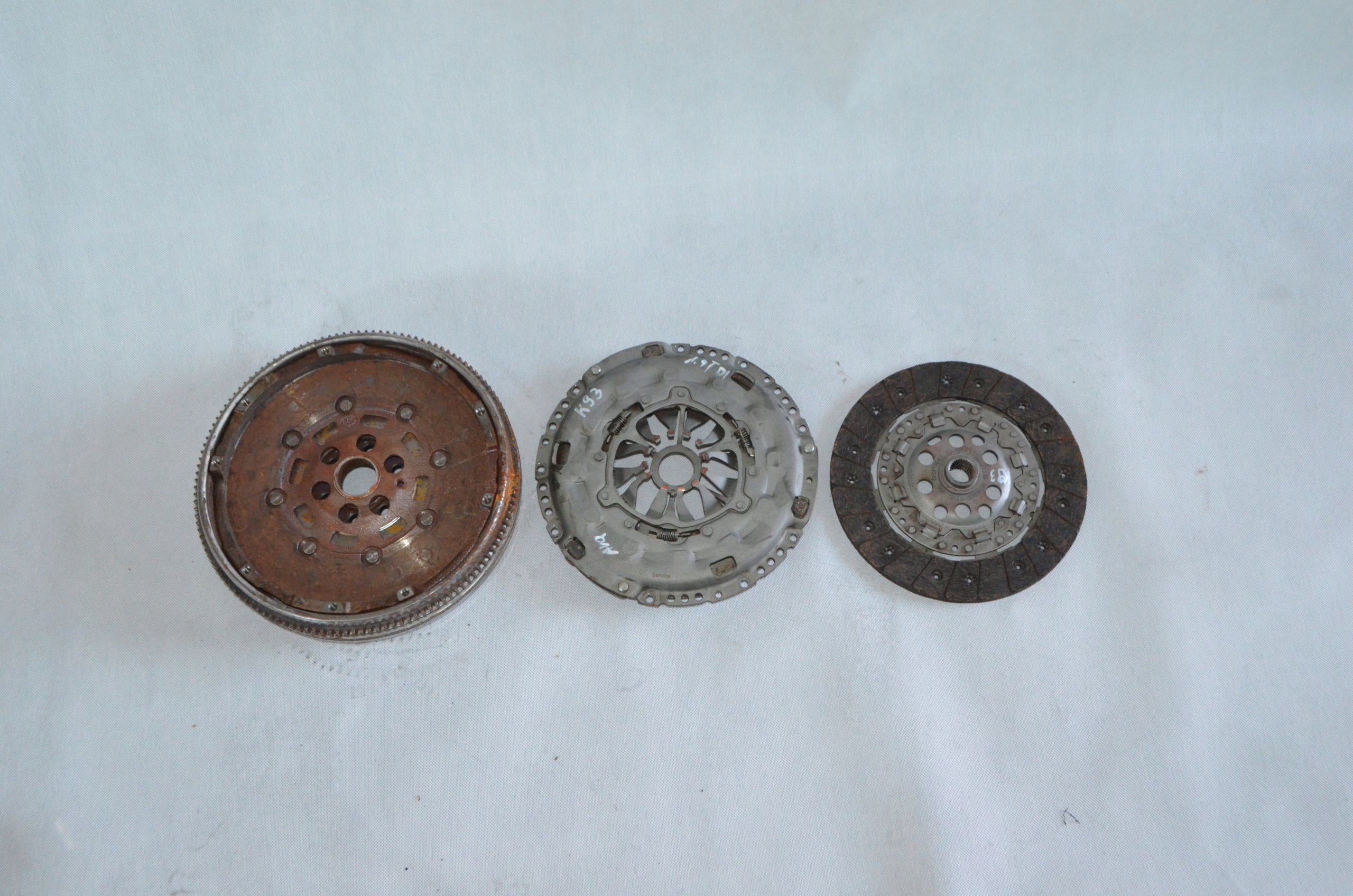 415025010 - Двомасове колесо VW T5 Multivan 1.9 TDI комплект 6B