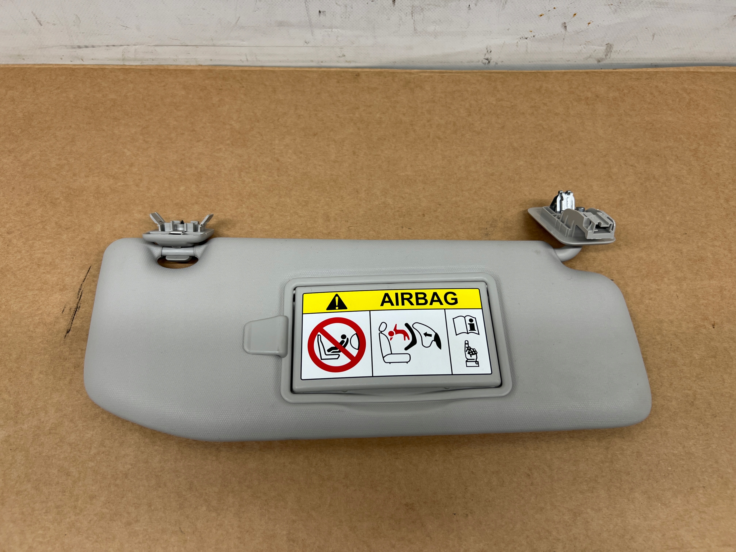 Citroen C3 III visor przeciwsloneczny right