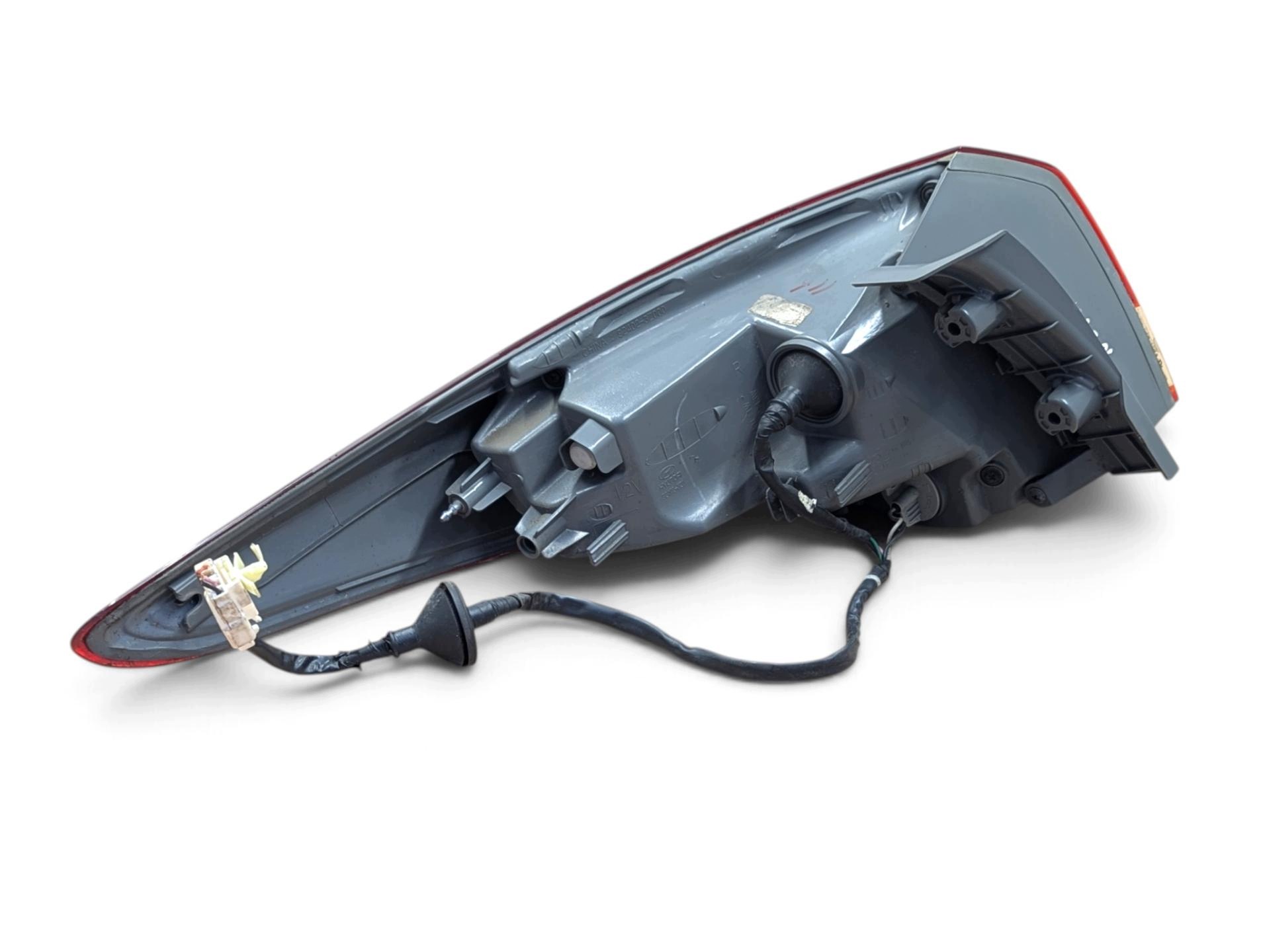light rear right side Hyundai i40 VF 2013 92402-3Z0