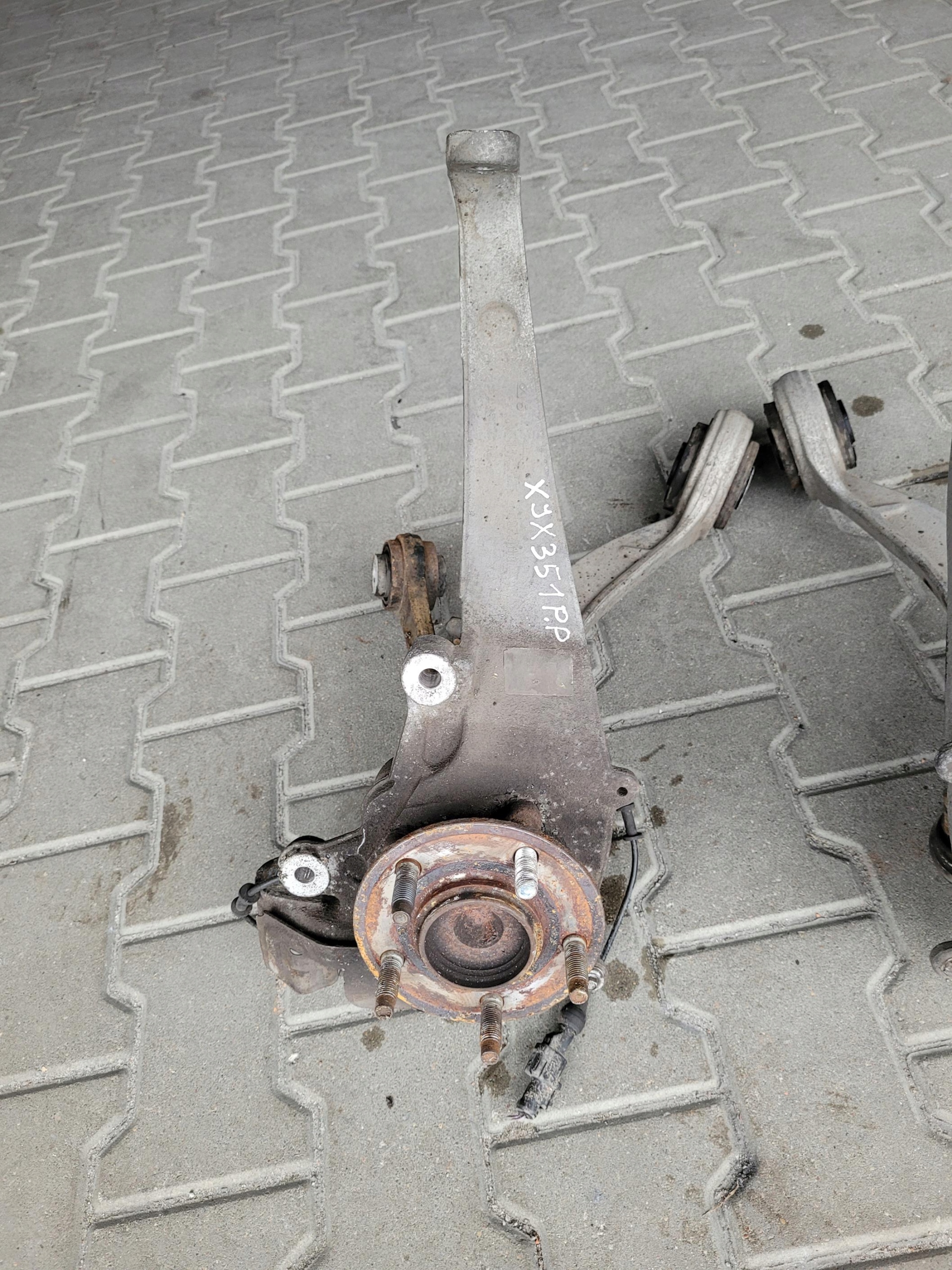 swing front front left right arm JAGUAR XJ IV X351 3.0D