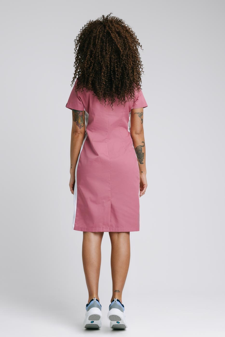 Sukienka medyczna SpaWear pudrowy róż 34 Rozmiar 34