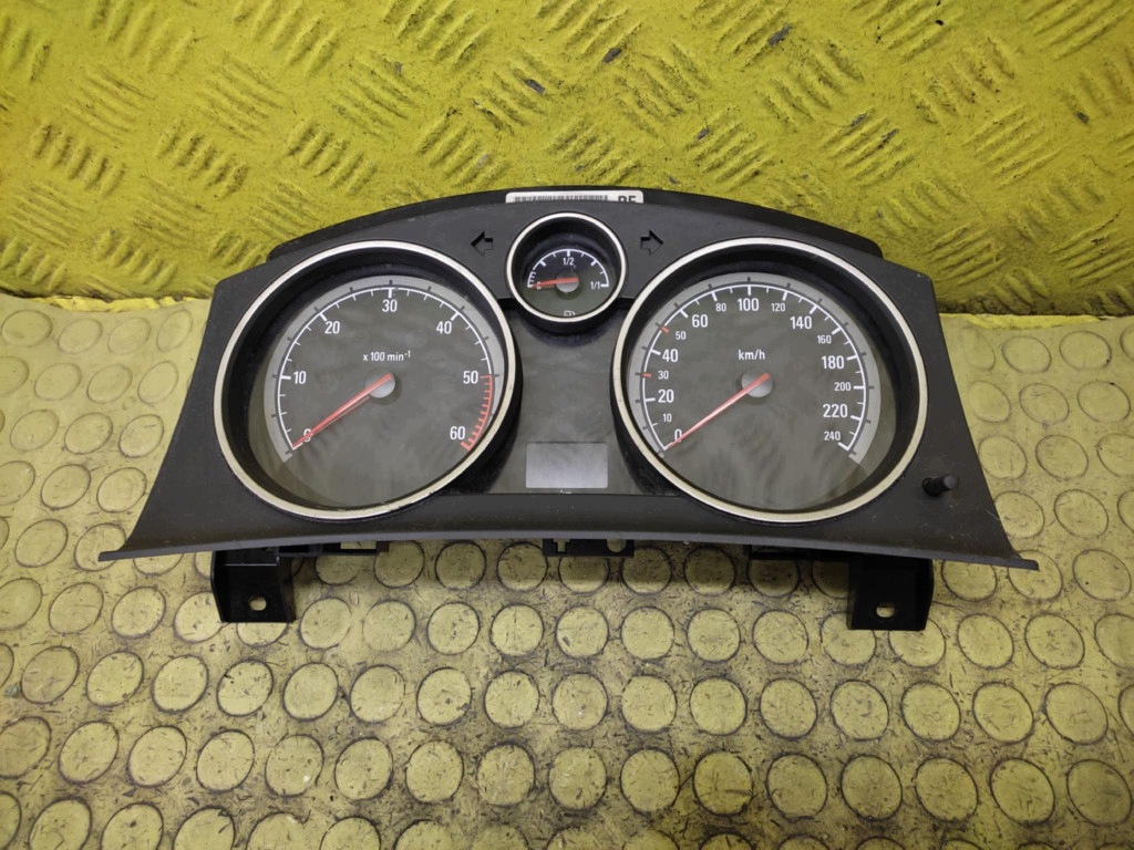 OPEL ASTRA H budíky 13216684PF