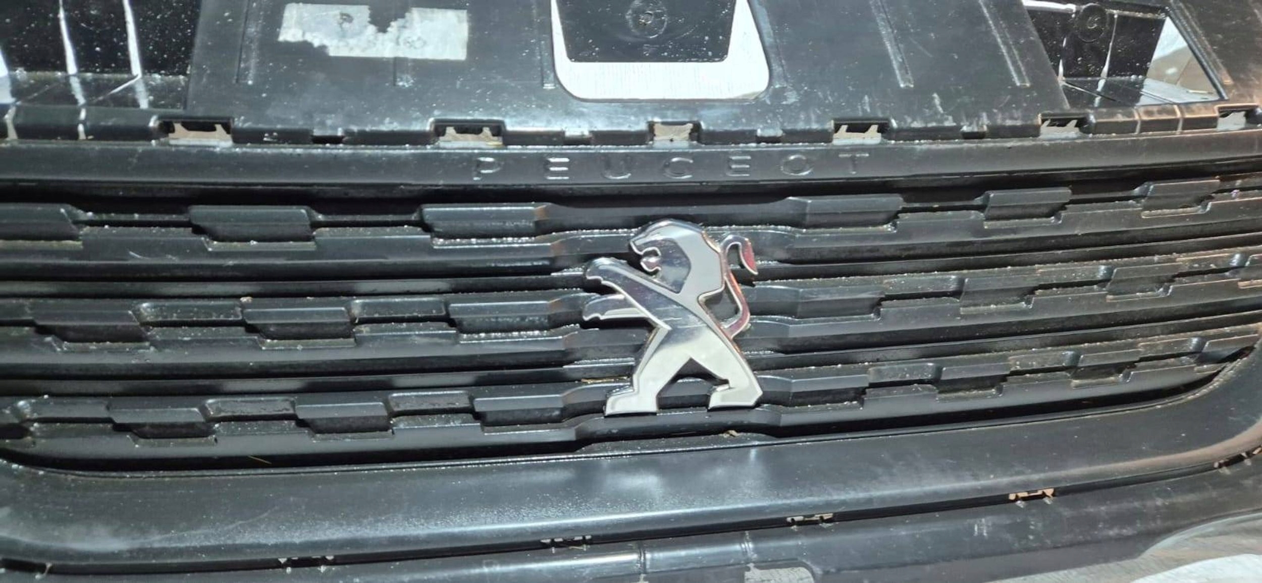 Peugeot Partner 7* Kühlergrill FRONTGRILL Kühlergitter - Thumbnail 7