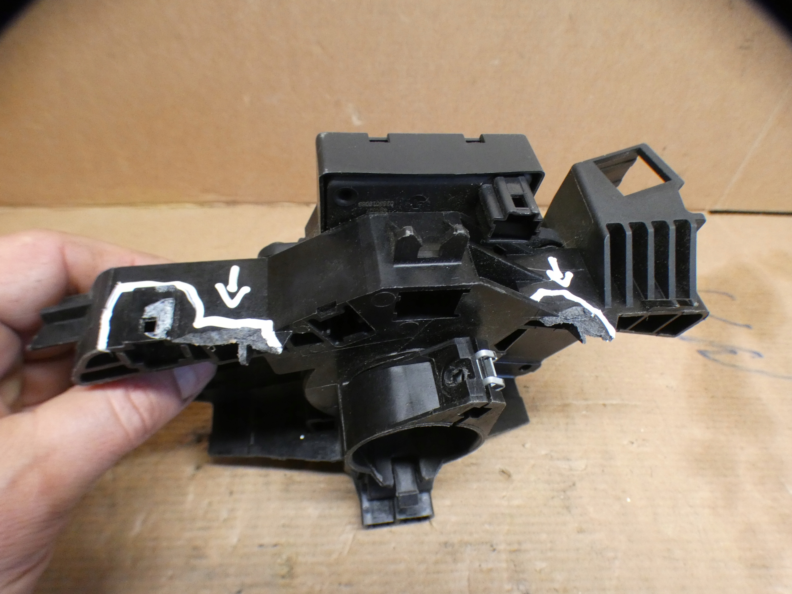 MANETKA switch ring ZESPOLONY 479457095R RENAULT CAPTUR 15R